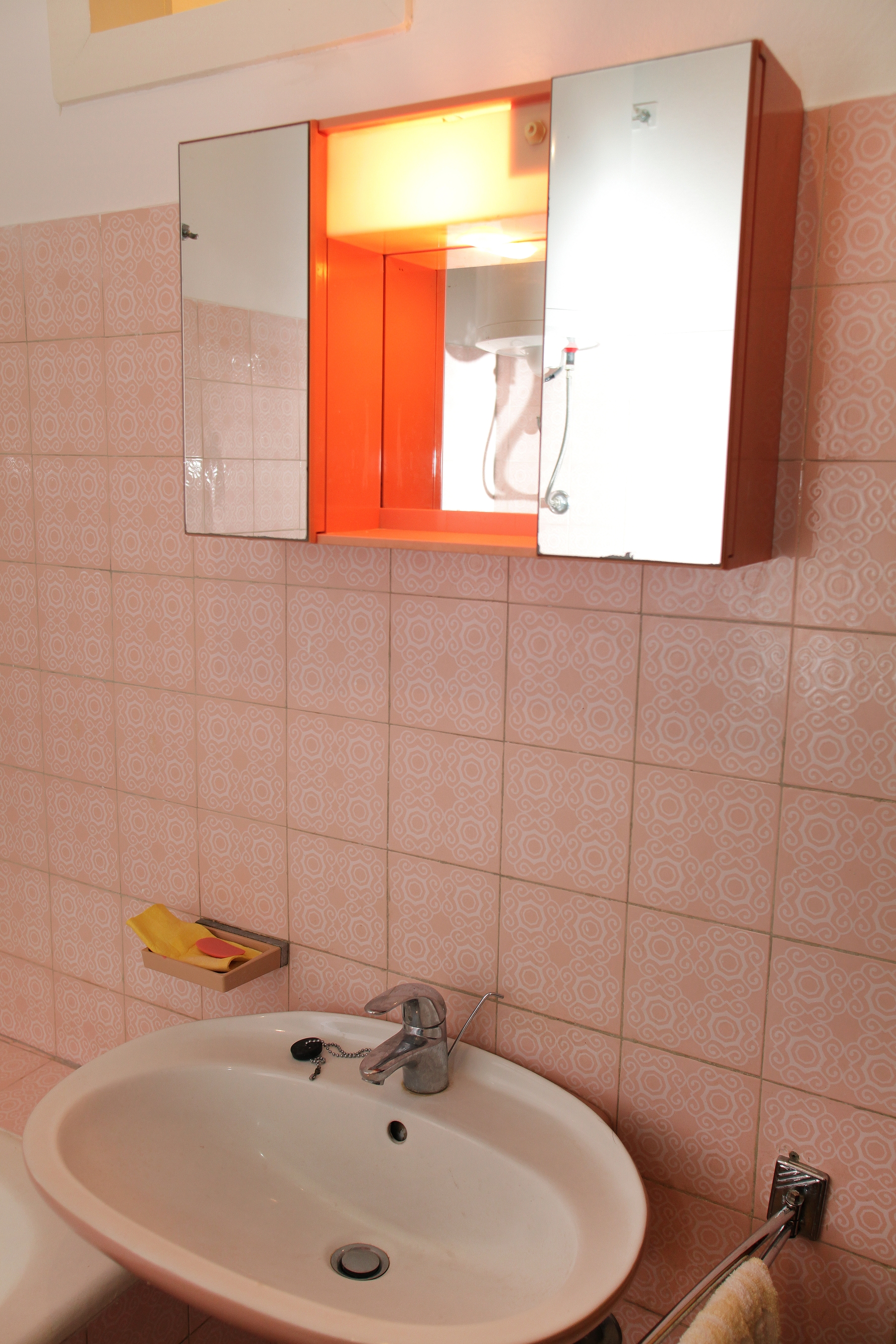 Two bedroom apartment with terrace and sea view Vinišće, Trogir  A-a