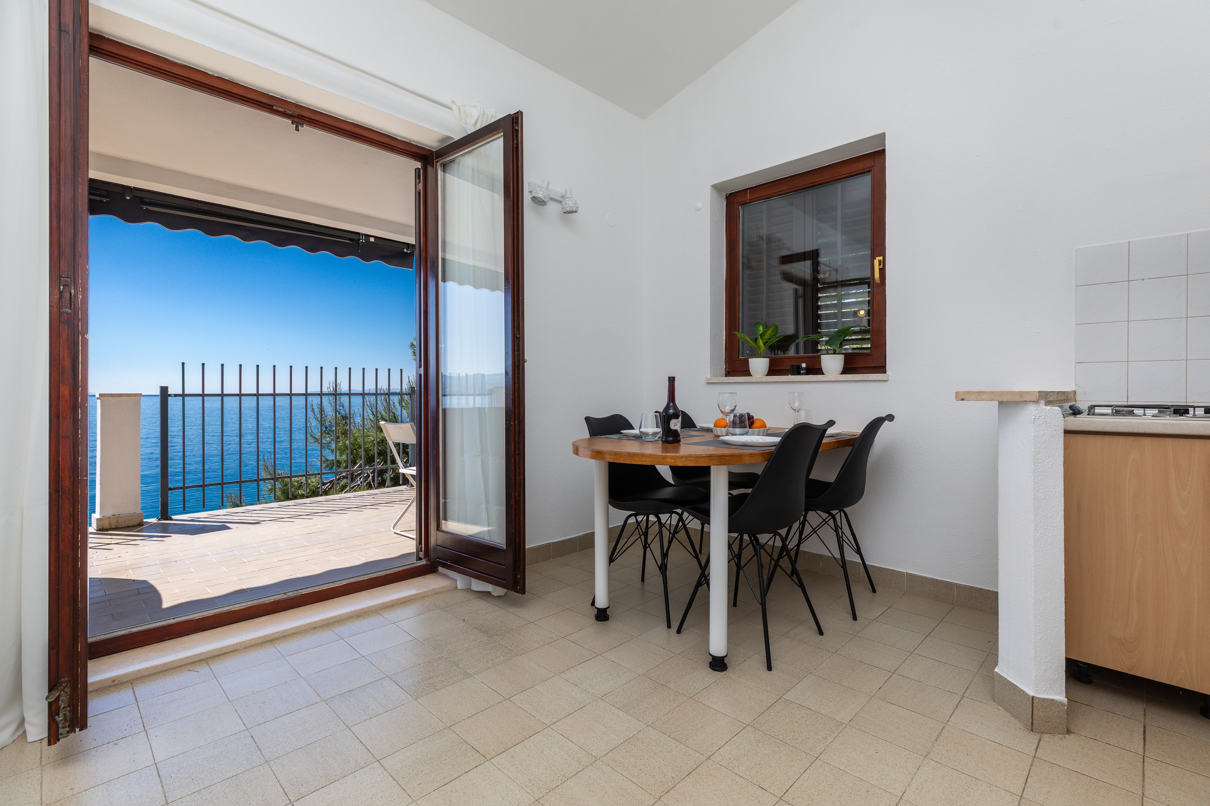 Top Omiš Nemira Top Omiš Nemira