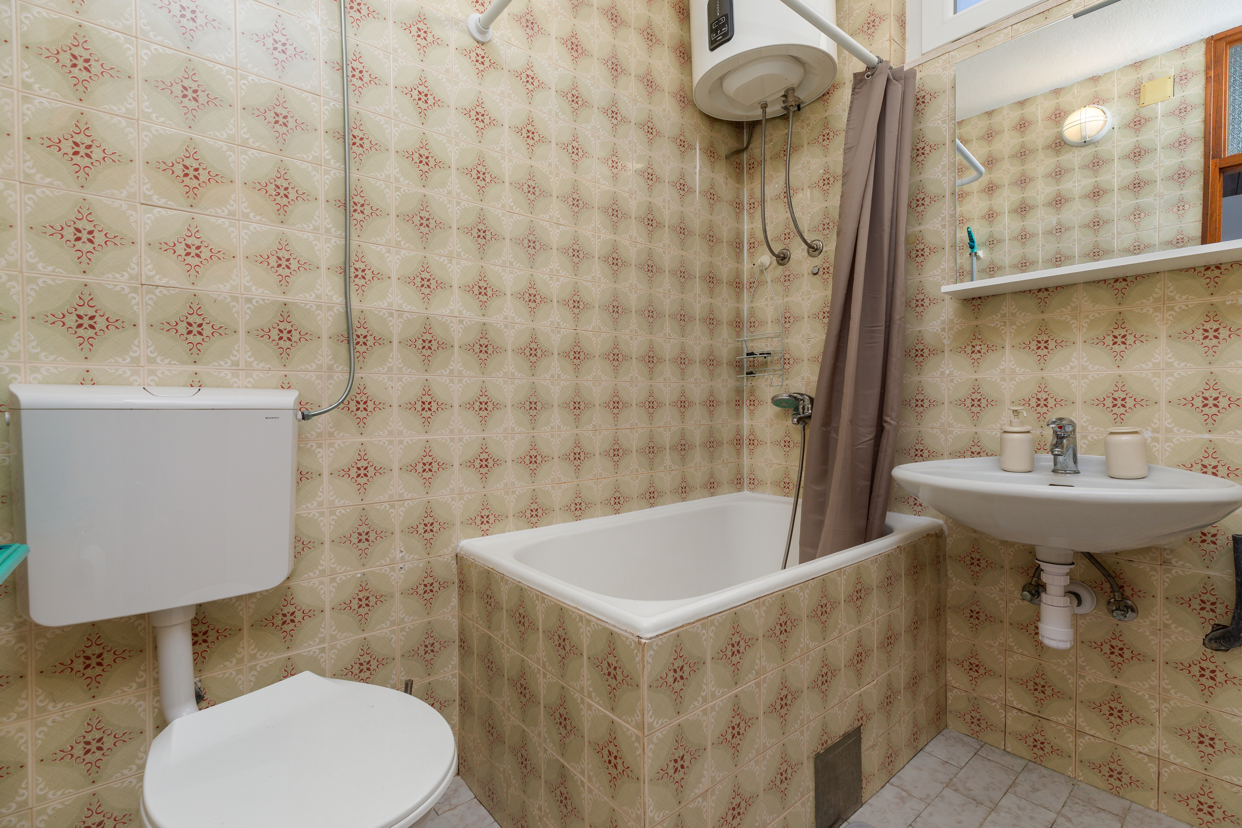 Top Omiš Nemira Top Omiš Nemira