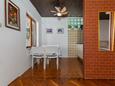 Dining room Nemira, Dining room in the studio-apartment, (pet friendly) and WiFi.