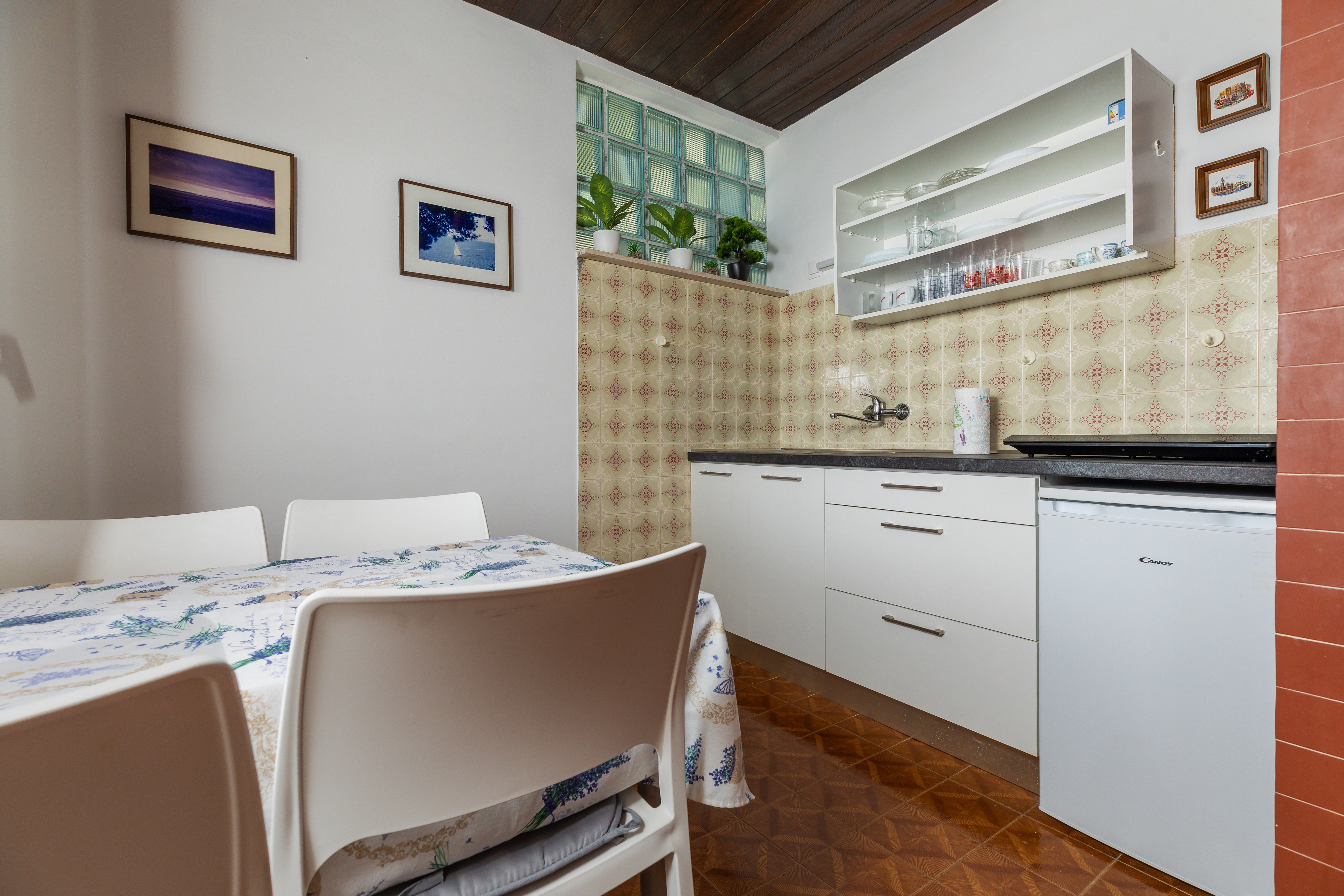 Top Omiš Nemira Top Omiš Nemira