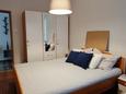 Bedroom Pisak, Bedroom in the apartment, (pet friendly) and WiFi.