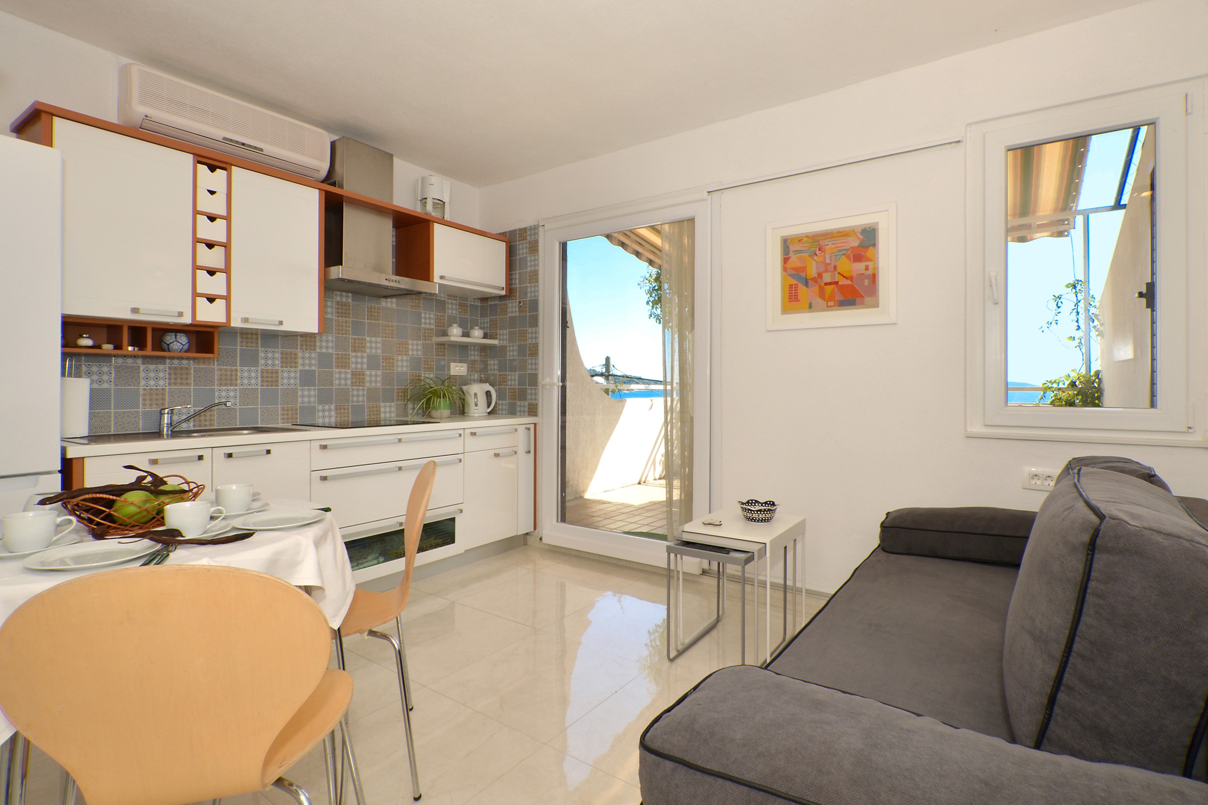 Two bedroom apartment with terrace and sea view Seget Vranjica, Trogir (A-4284-a) Two bedroom apartment with terrace and sea view Seget Vranjica, Trogir (A-4284-a)