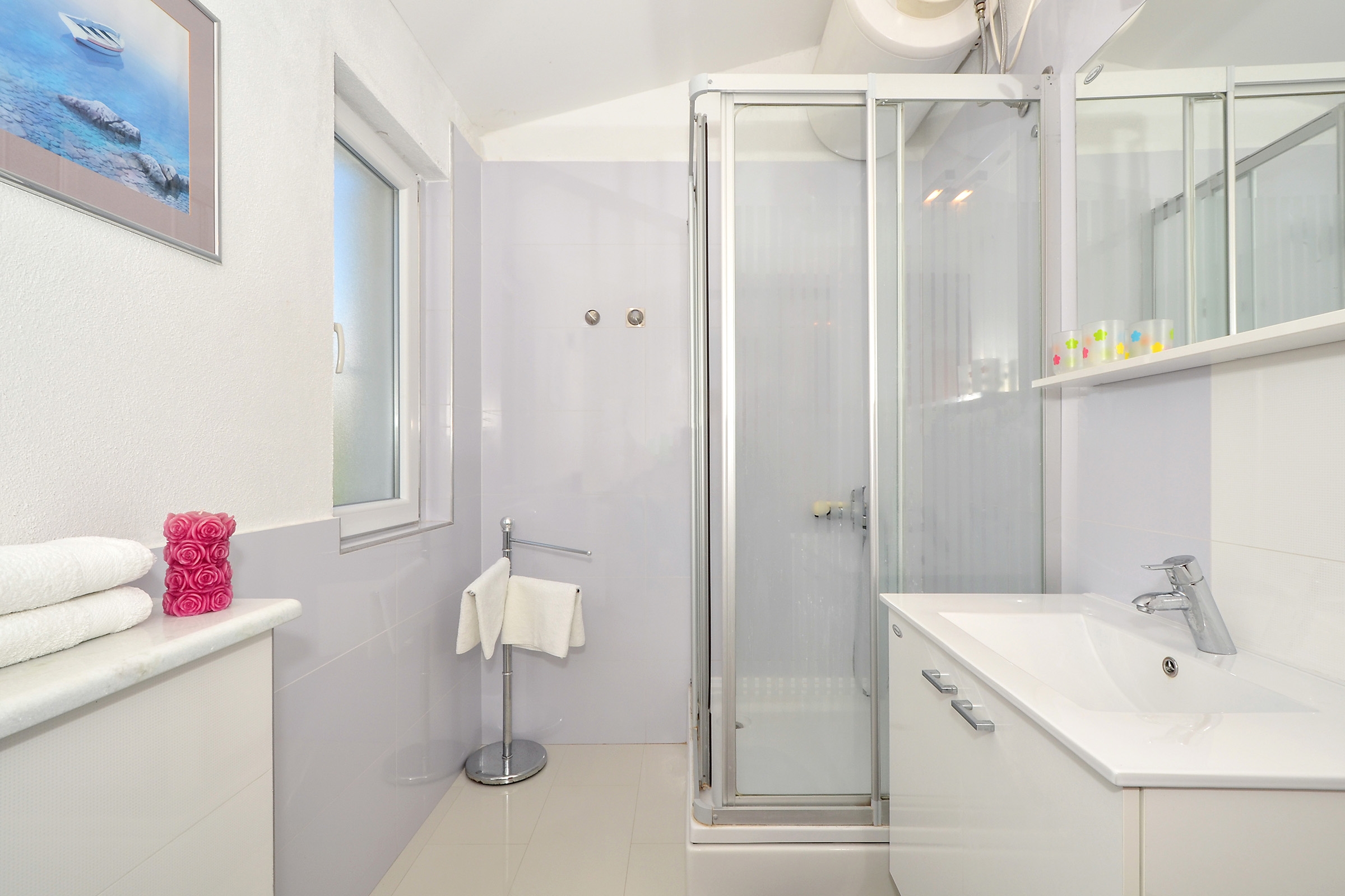 One bedroom apartment with terrace and sea view Seget Vranjica, Trogir  A-b