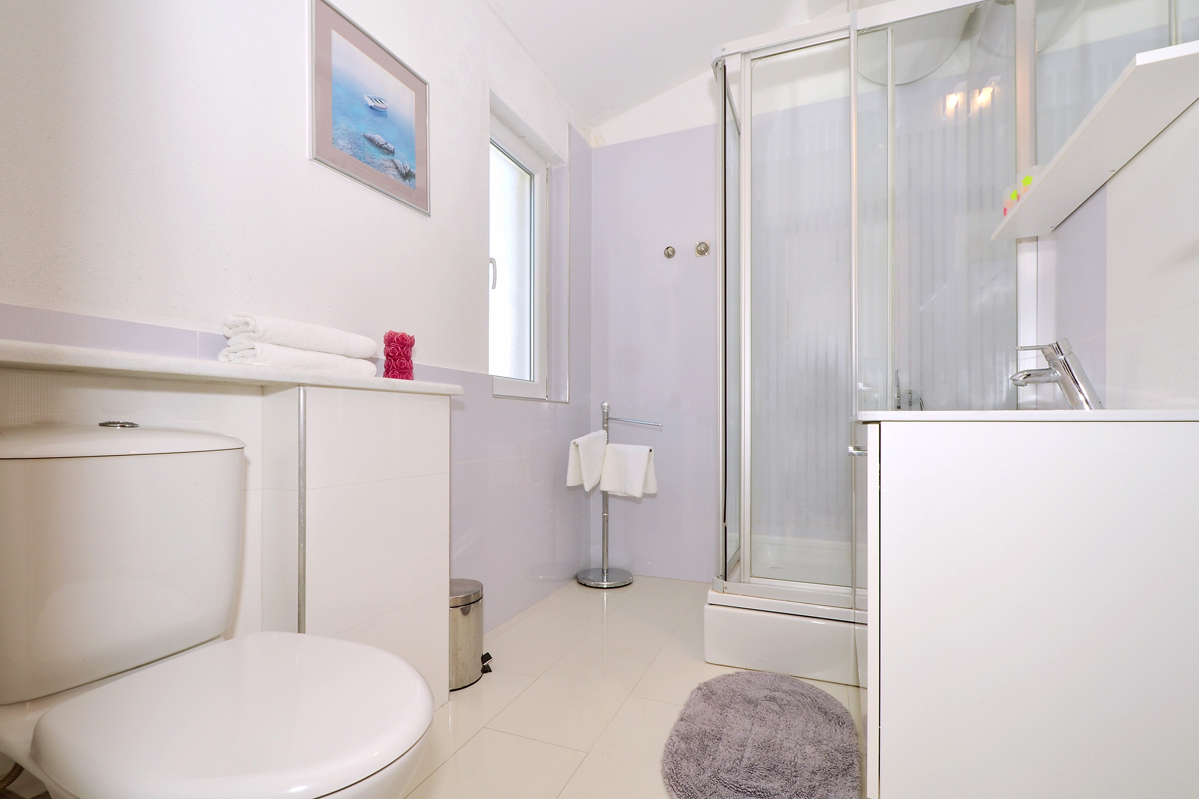 One bedroom apartment with terrace and sea view Seget Vranjica, Trogir  A-b