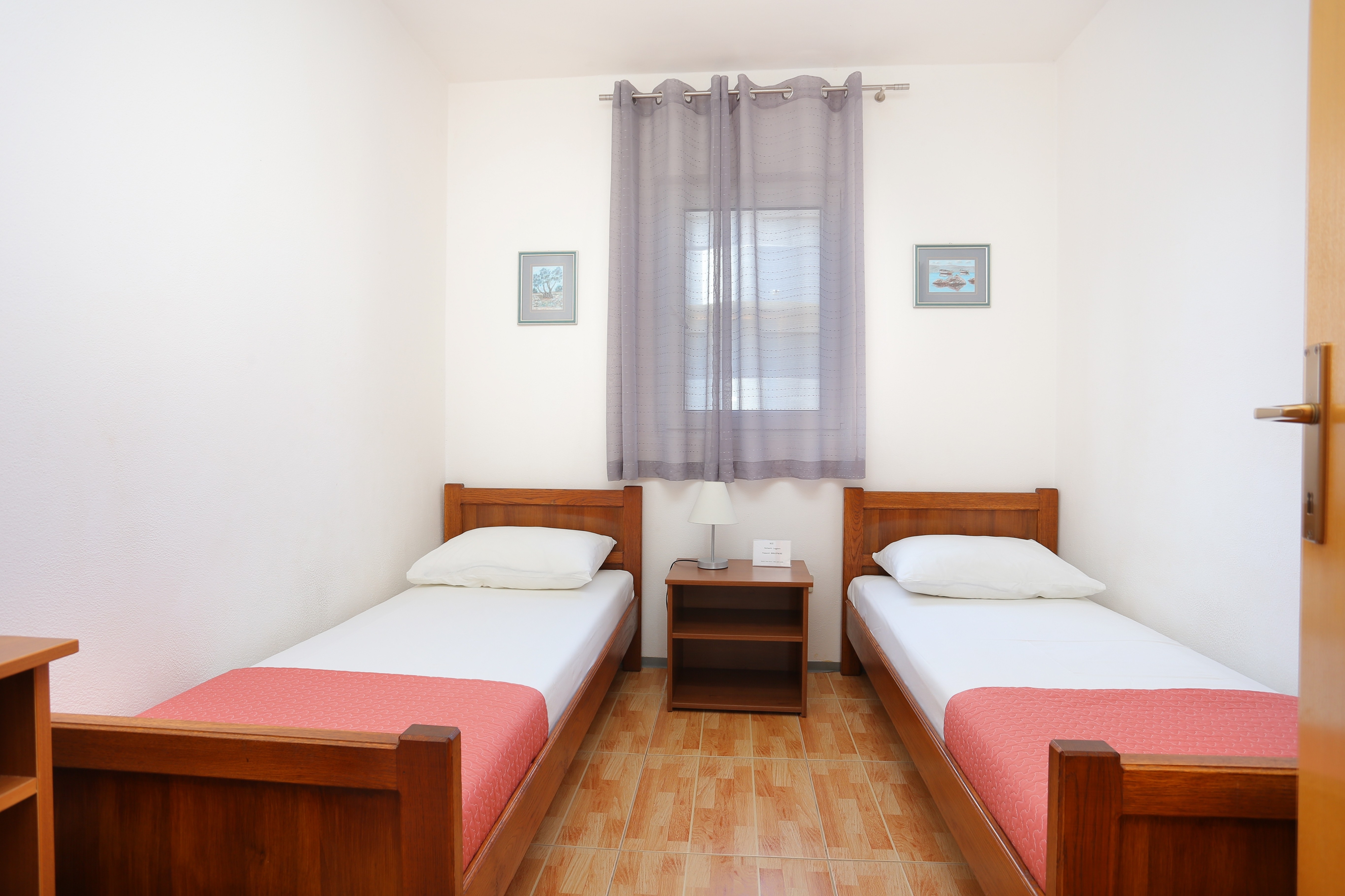 Two bedroom apartment near beach Sevid, Trogir  A-a