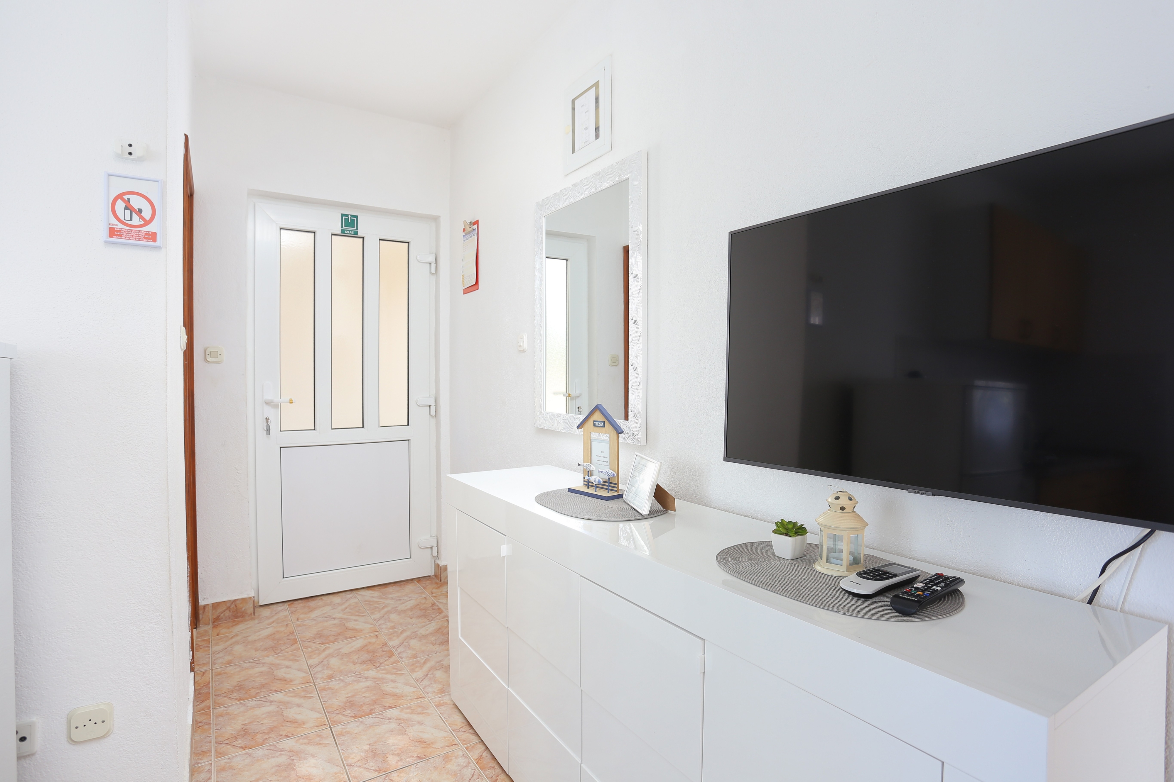 Two bedroom apartment near beach Sevid, Trogir  A-d
