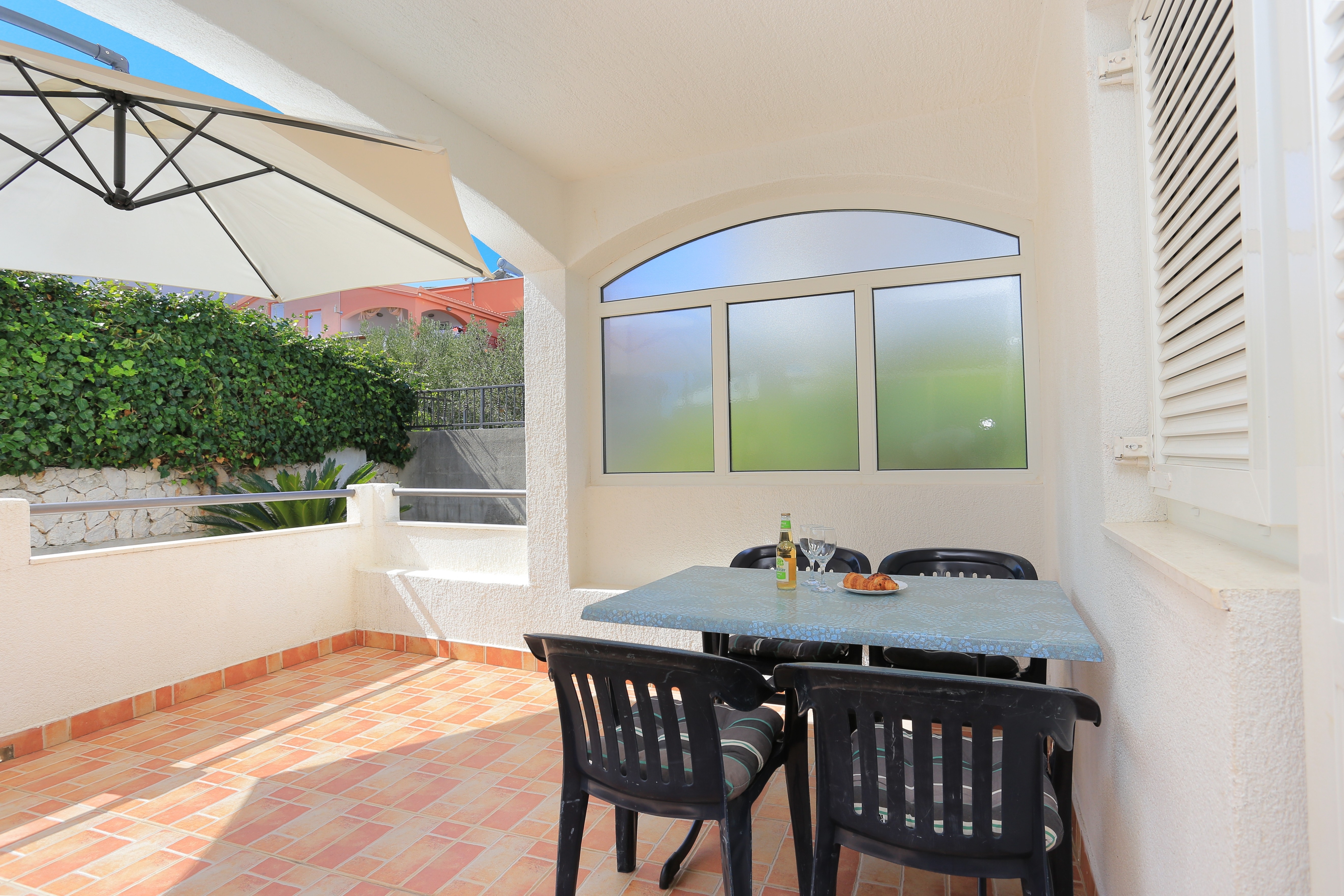 Two bedroom apartment near beach Sevid, Trogir (A-4286-d)