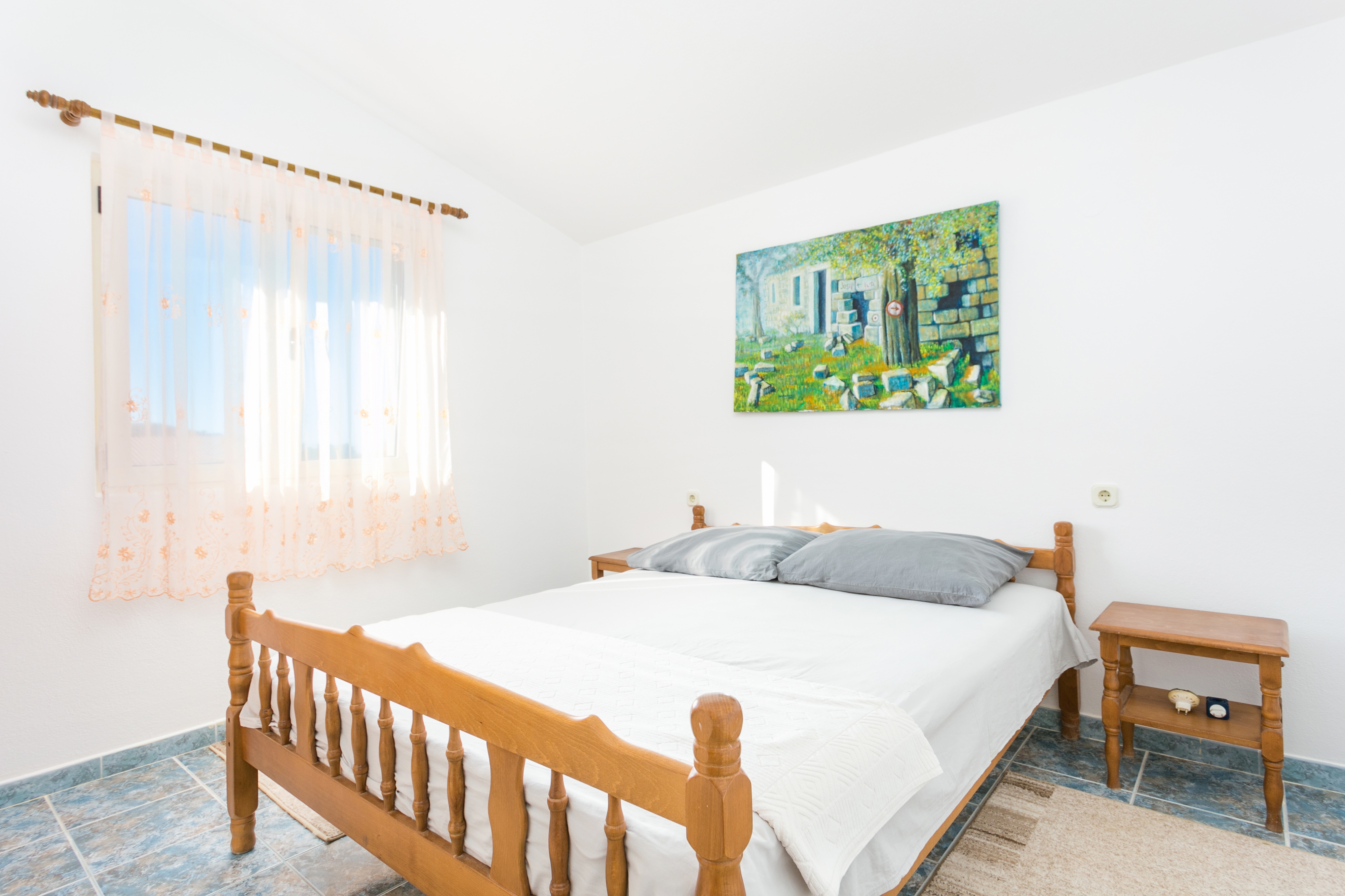 One bedroom apartment near beach Sevid, Trogir  A-a