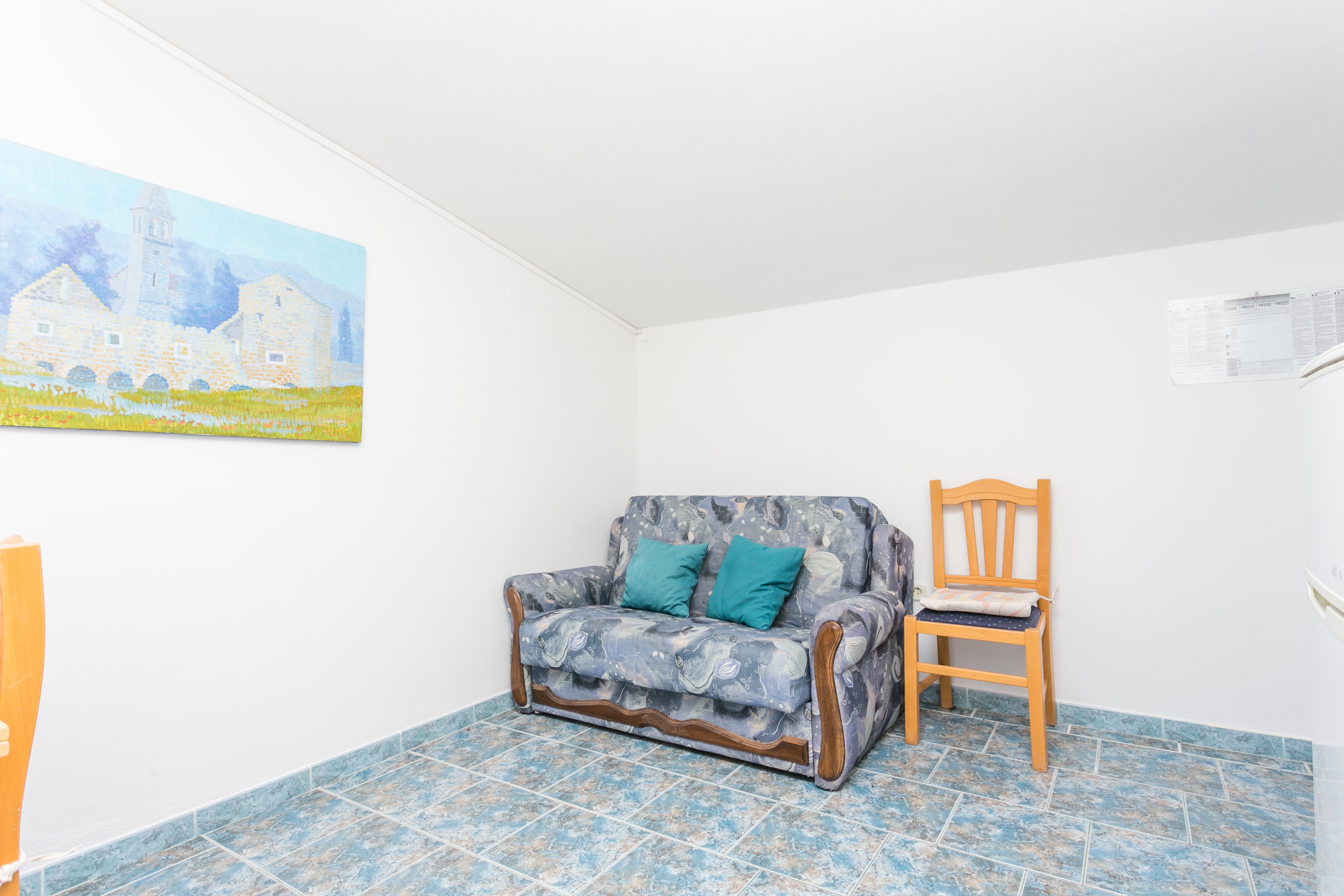 One bedroom apartment near beach Sevid, Trogir  A-a