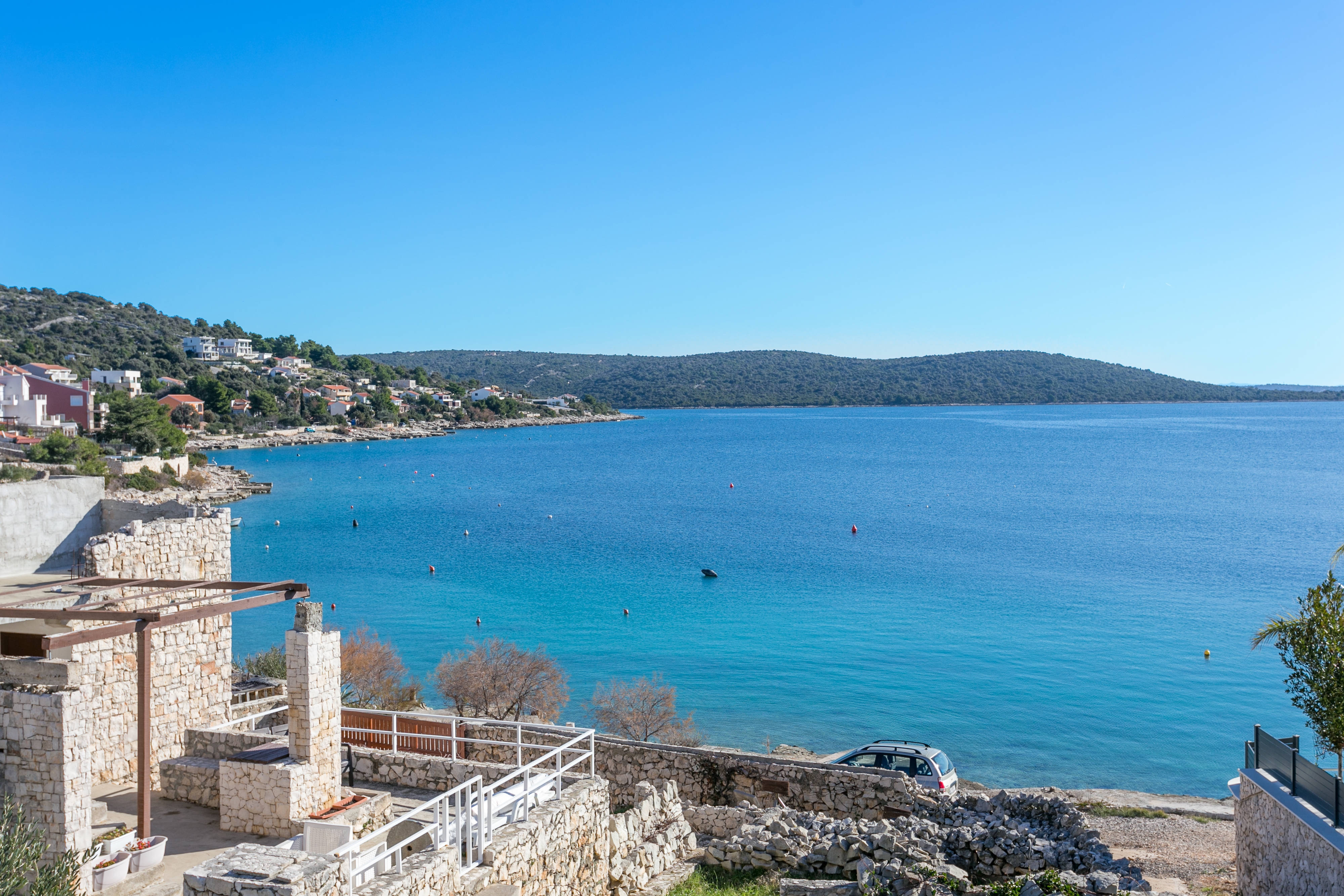 One bedroom apartment near beach Sevid, Trogir  A-a