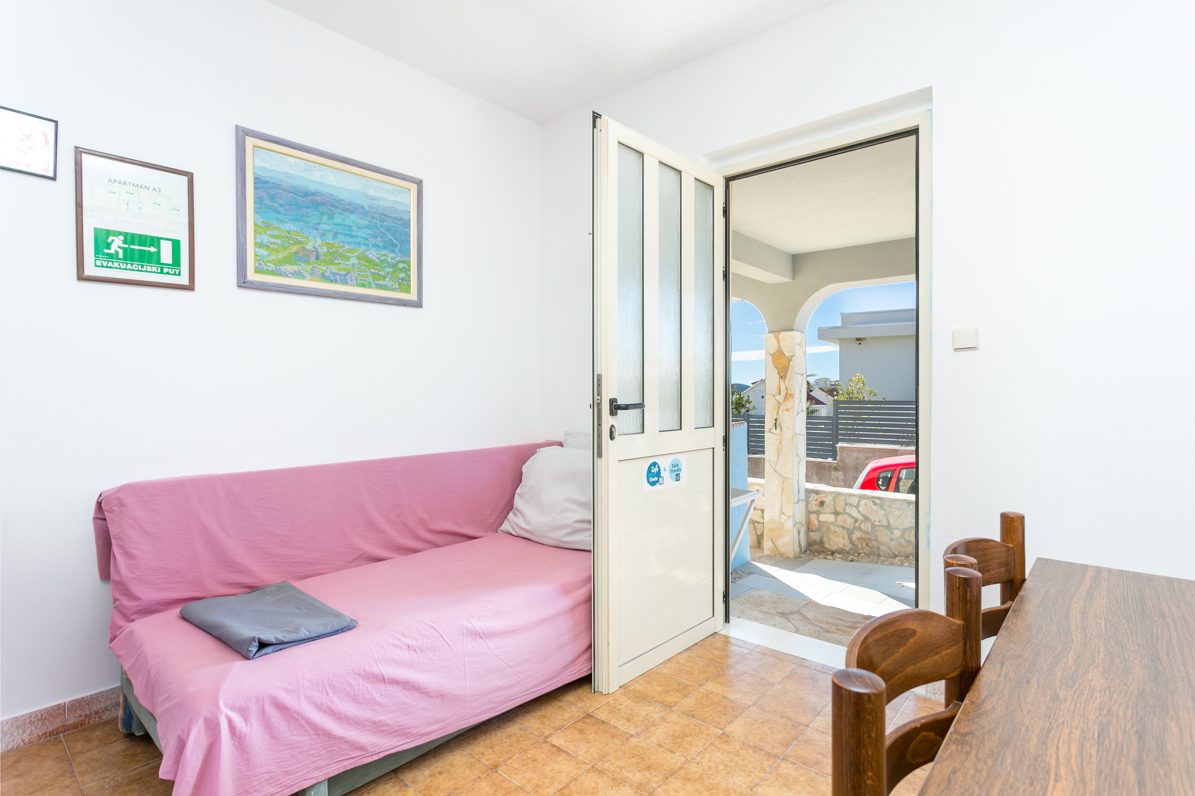 One bedroom apartment near beach Sevid, Trogir  A-c