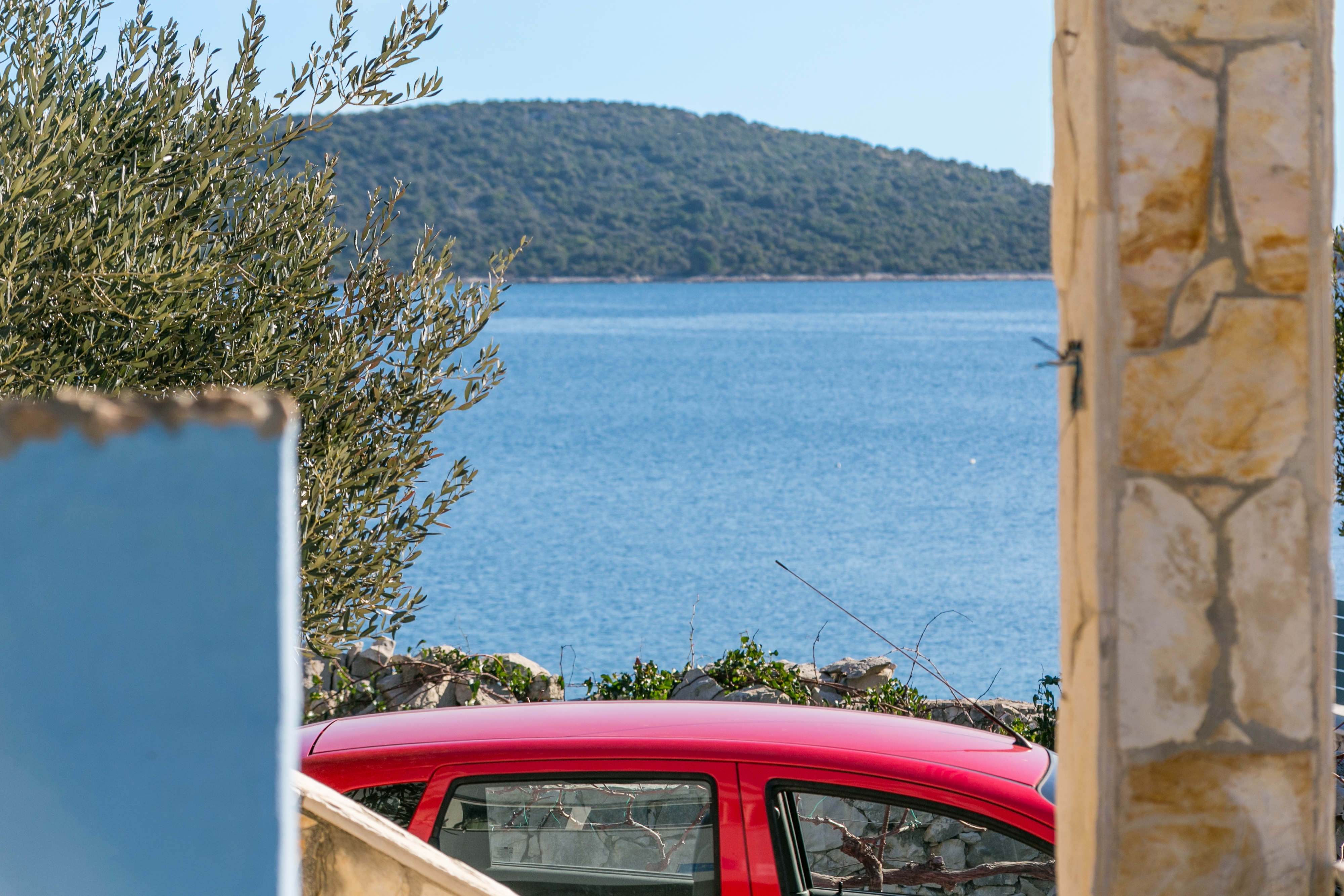 One bedroom apartment near beach Sevid, Trogir  A-c