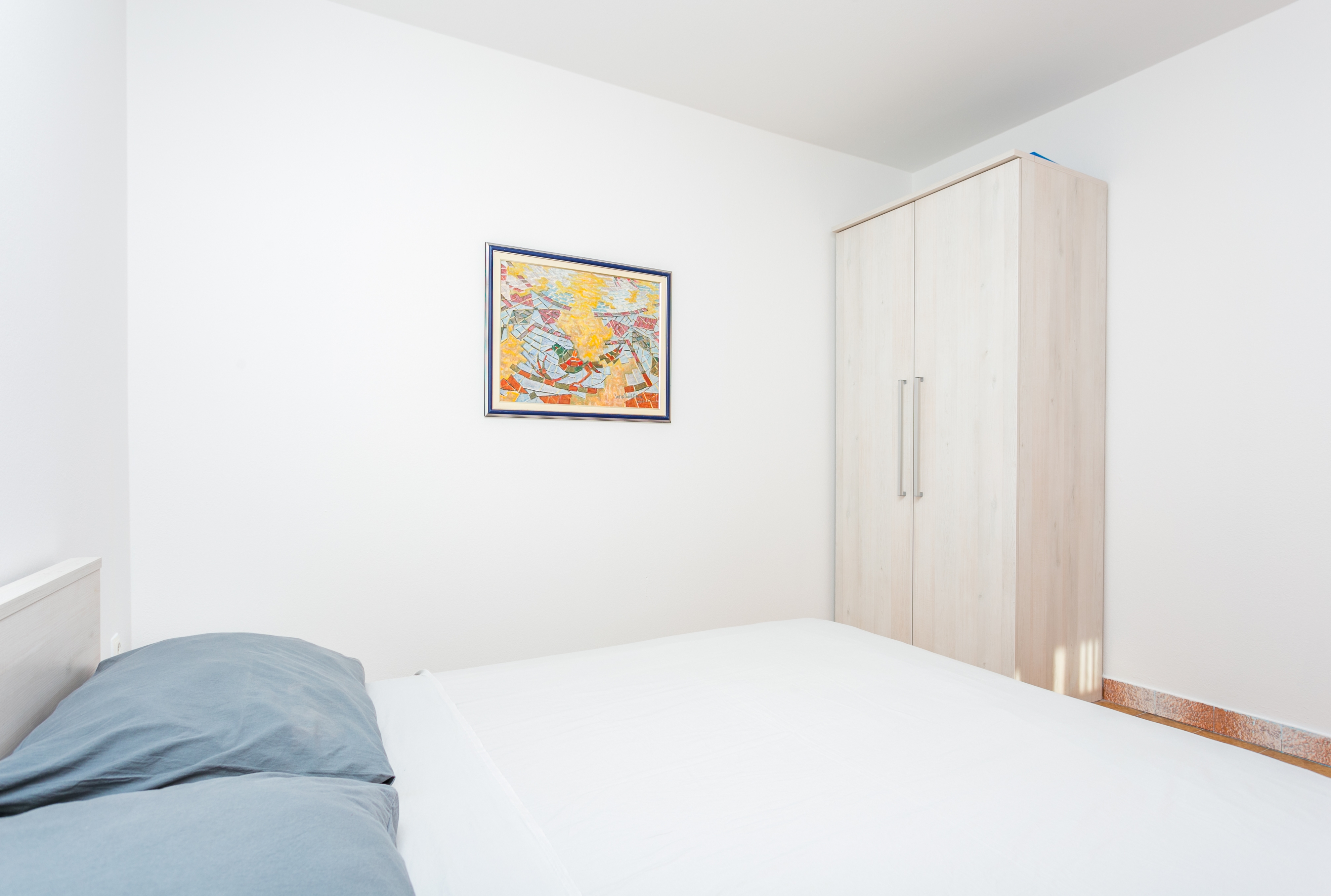One bedroom apartment near beach Sevid, Trogir  A-d