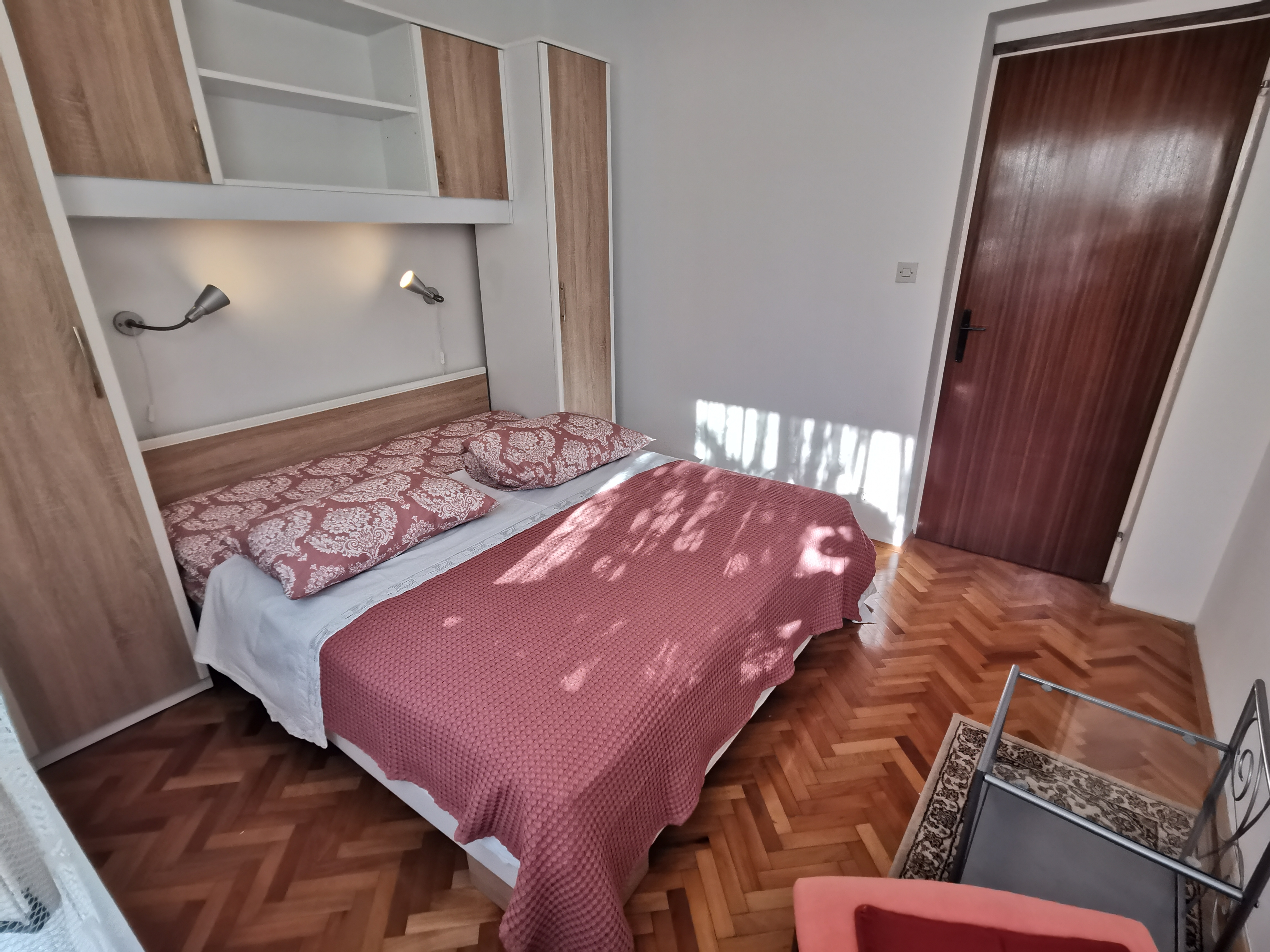 Three bedroom apartment near beach Vinišće, Trogir  A-a