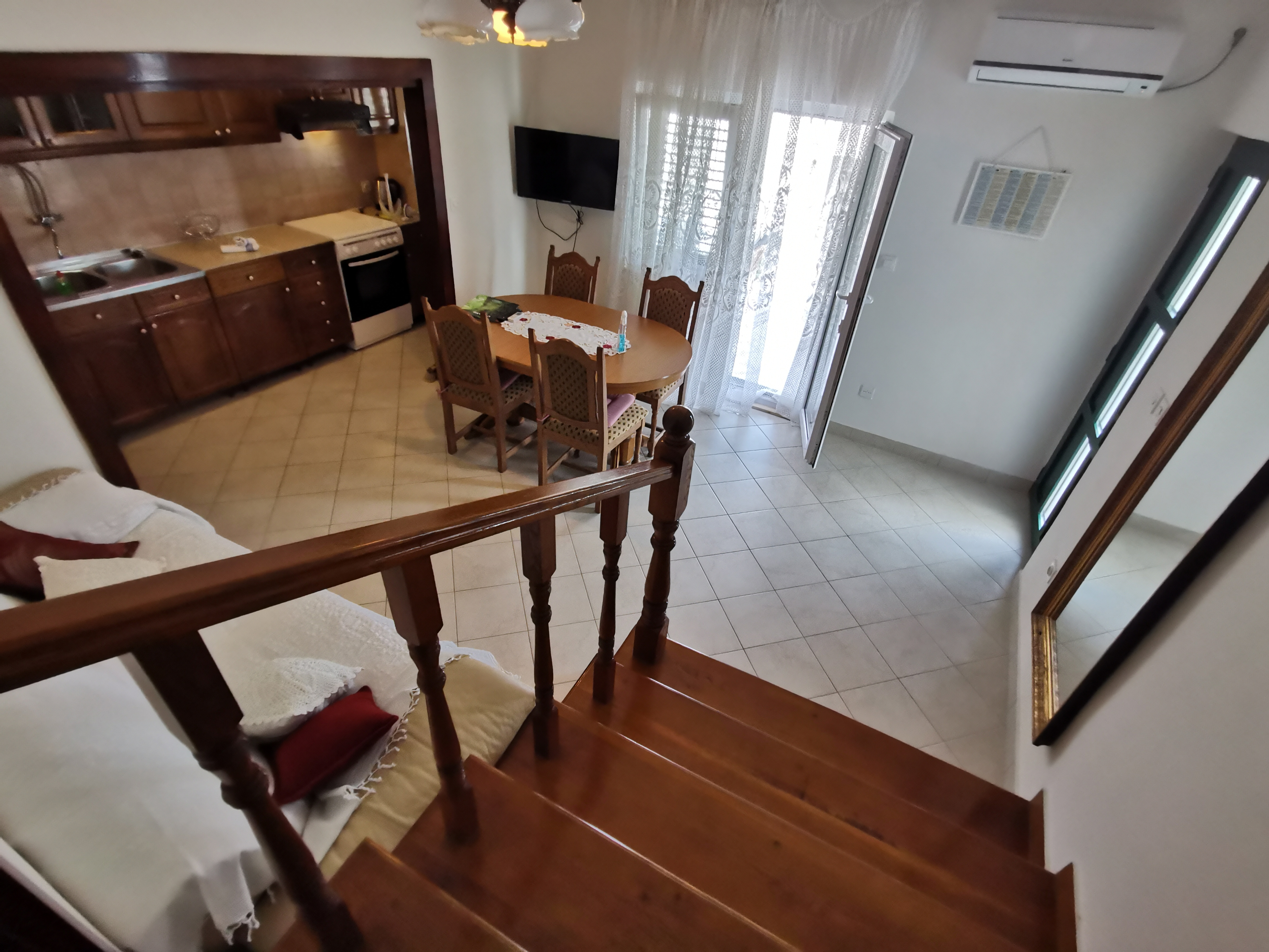 One bedroom apartment near beach Vinišće, Trogir (A-4288-b) One bedroom apartment near beach Vinišće, Trogir (A-4288-b)