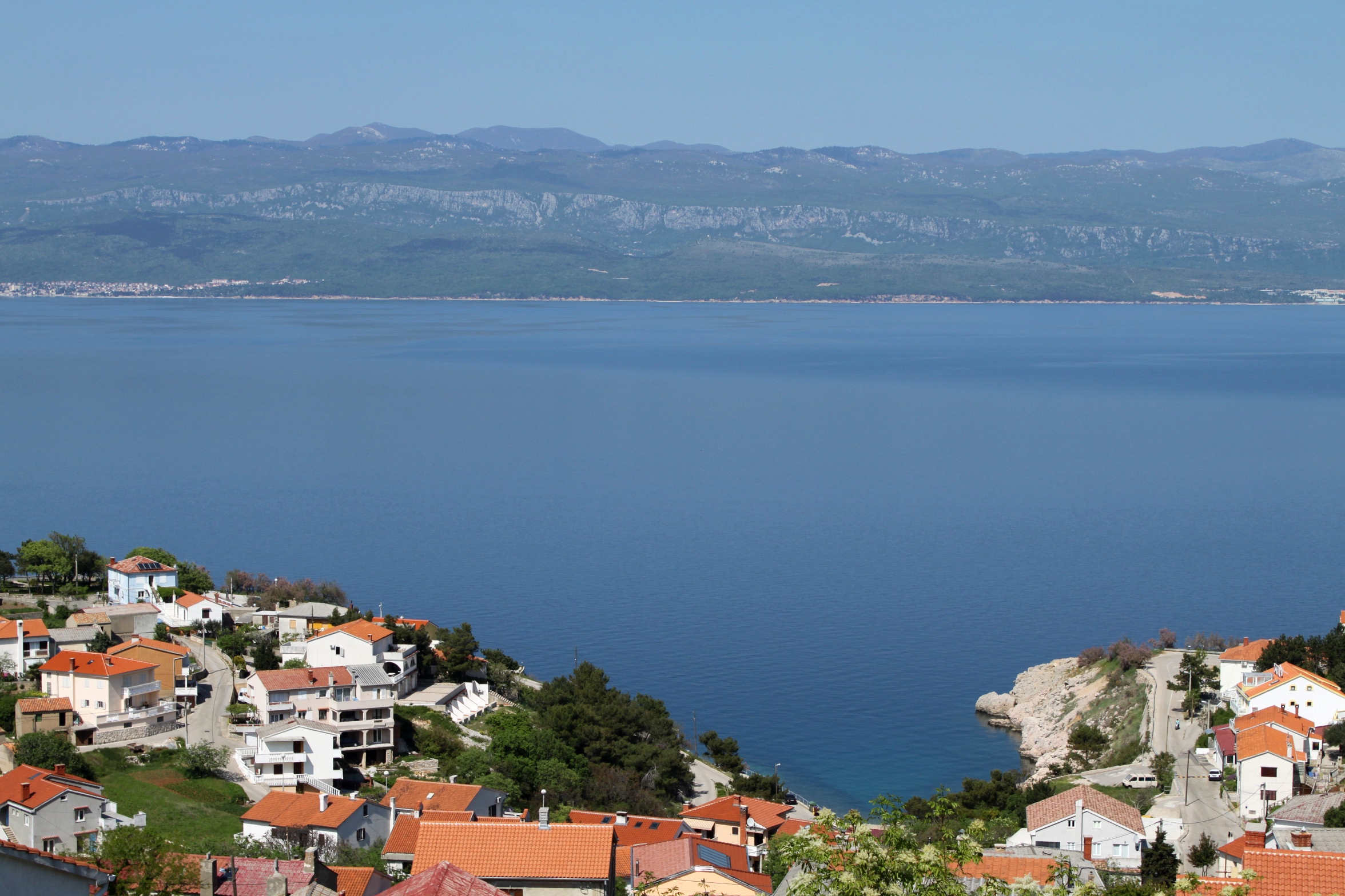 Two bedroom apartment with terrace and sea view Vrbnik, Krk  A-a