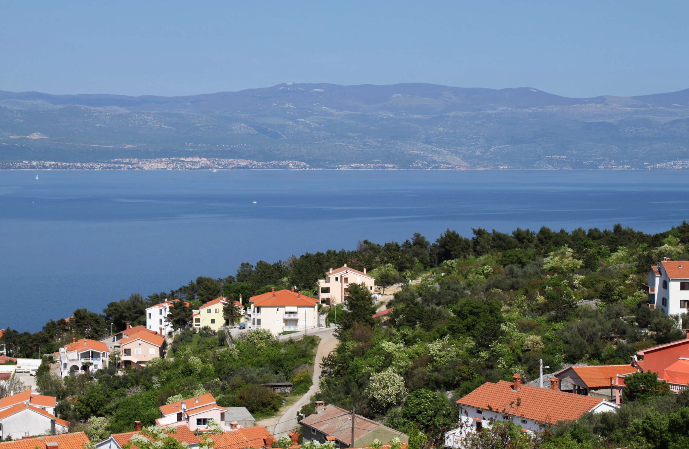 Two bedroom apartment with terrace and sea view Vrbnik, Krk  A-a