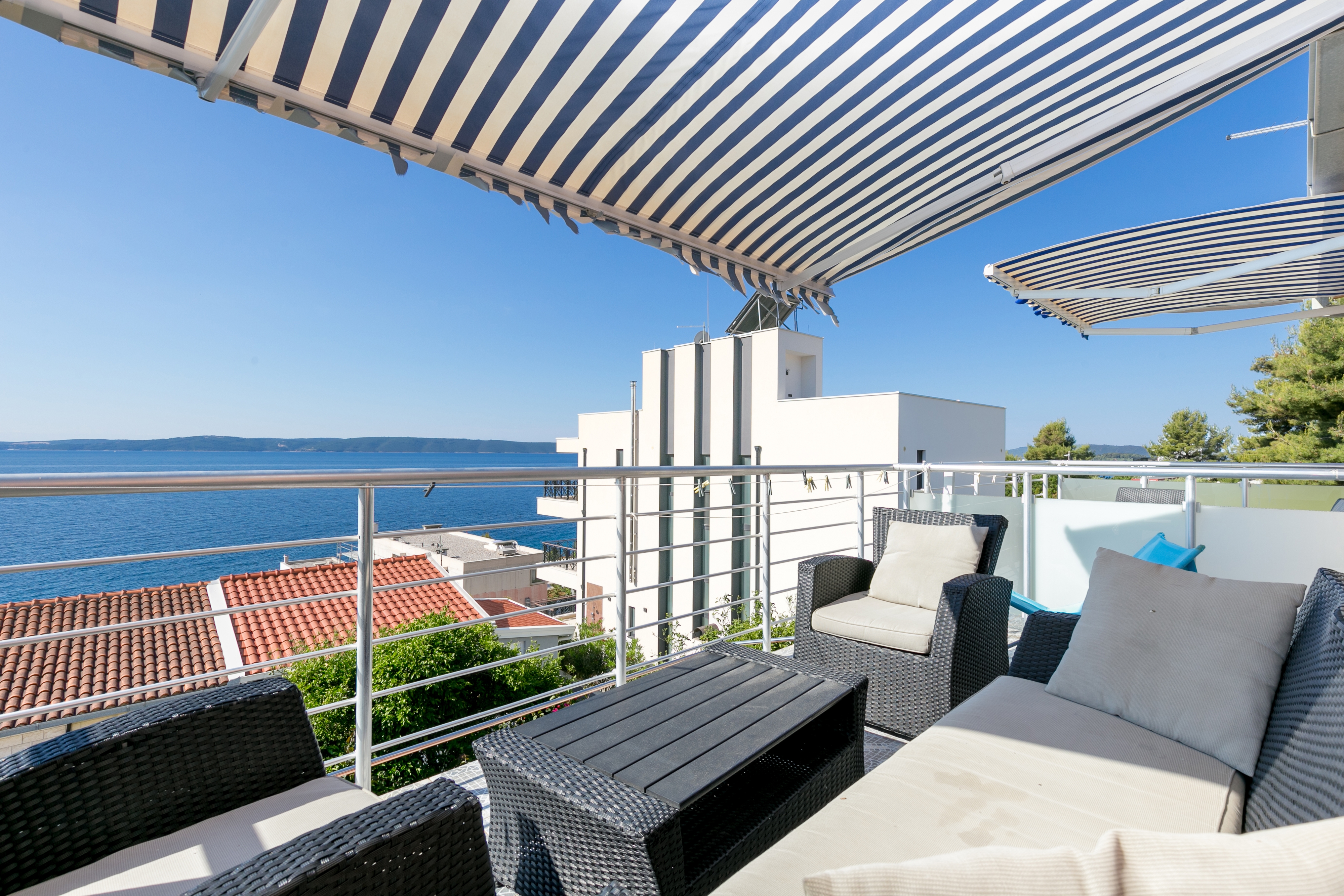 One bedroom apartment with terrace and sea view Rastići, Čiovo  A-a
