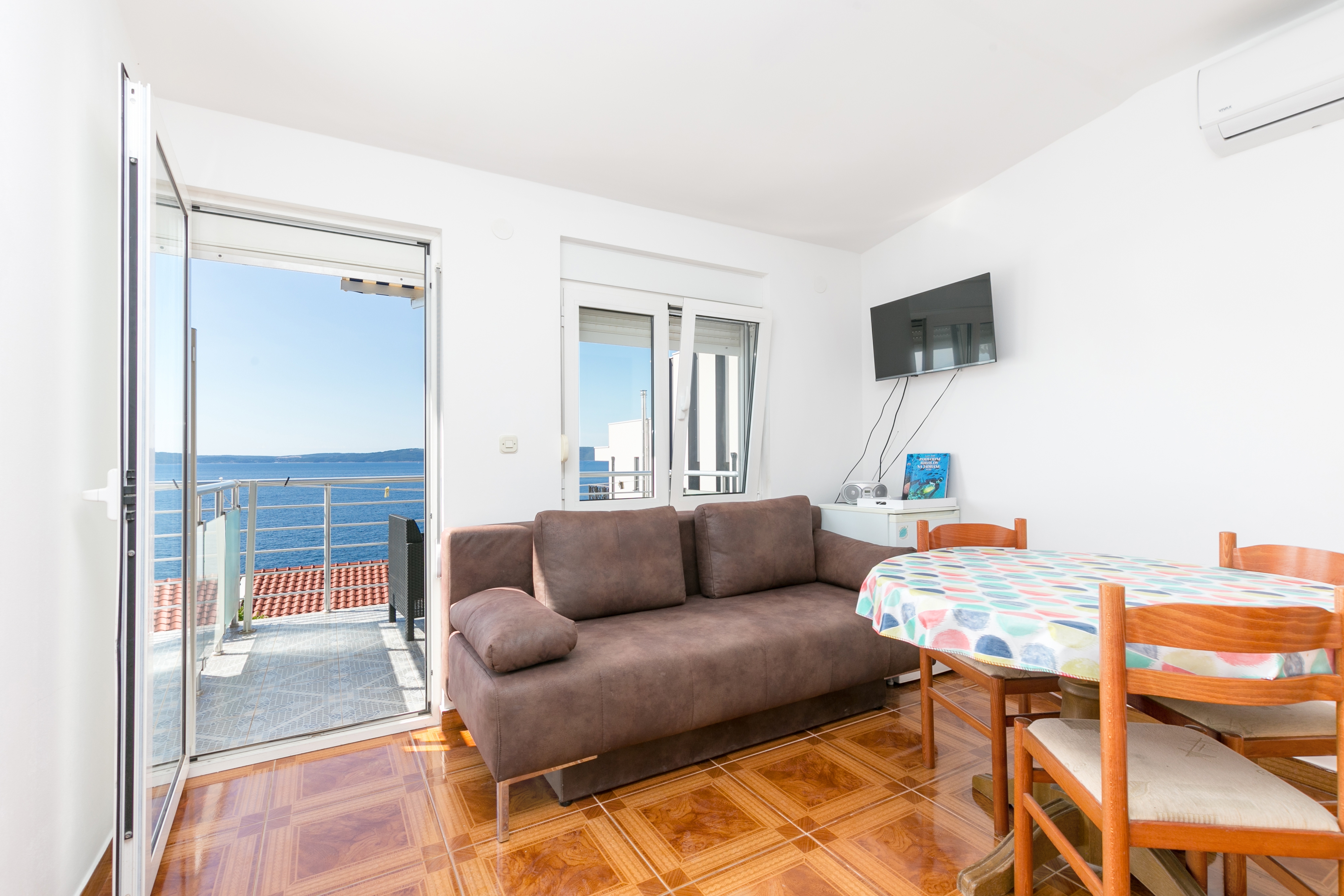 One bedroom apartment with terrace and sea view Rastići, Čiovo (A-4293-b) One bedroom apartment with terrace and sea view Rastići, Čiovo (A-4293-b)