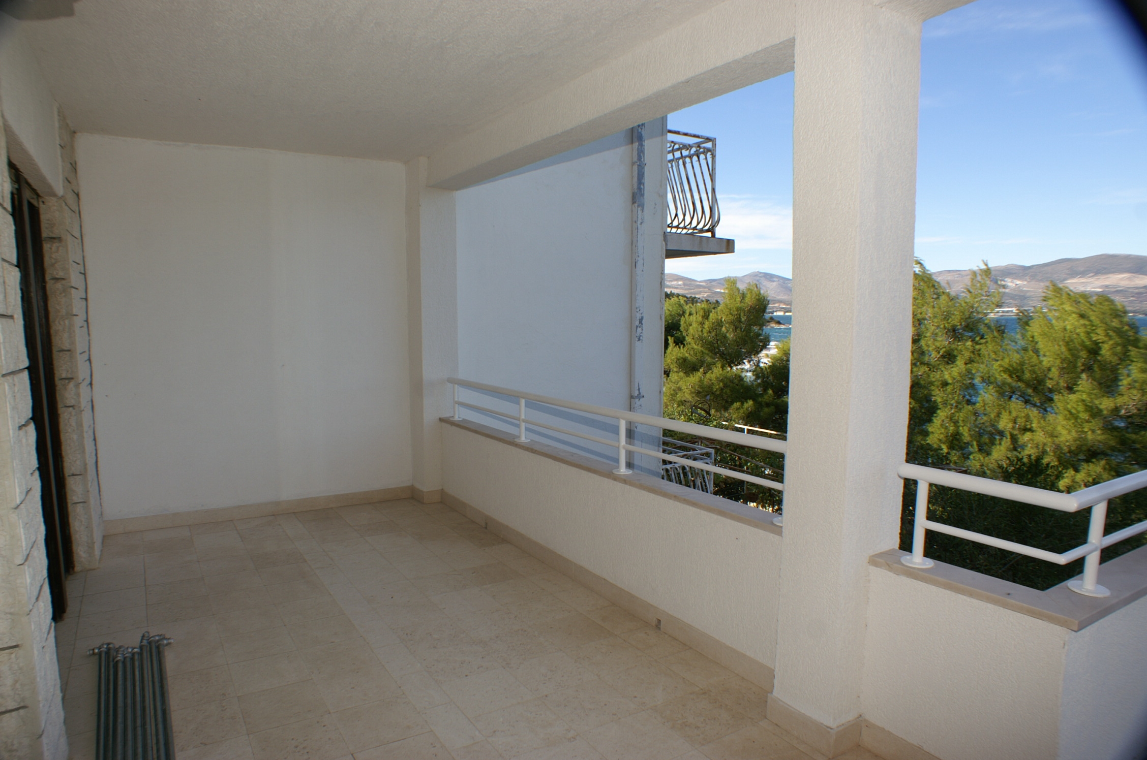 Four bedroom apartment near beach Slatine, Čiovo  A-a