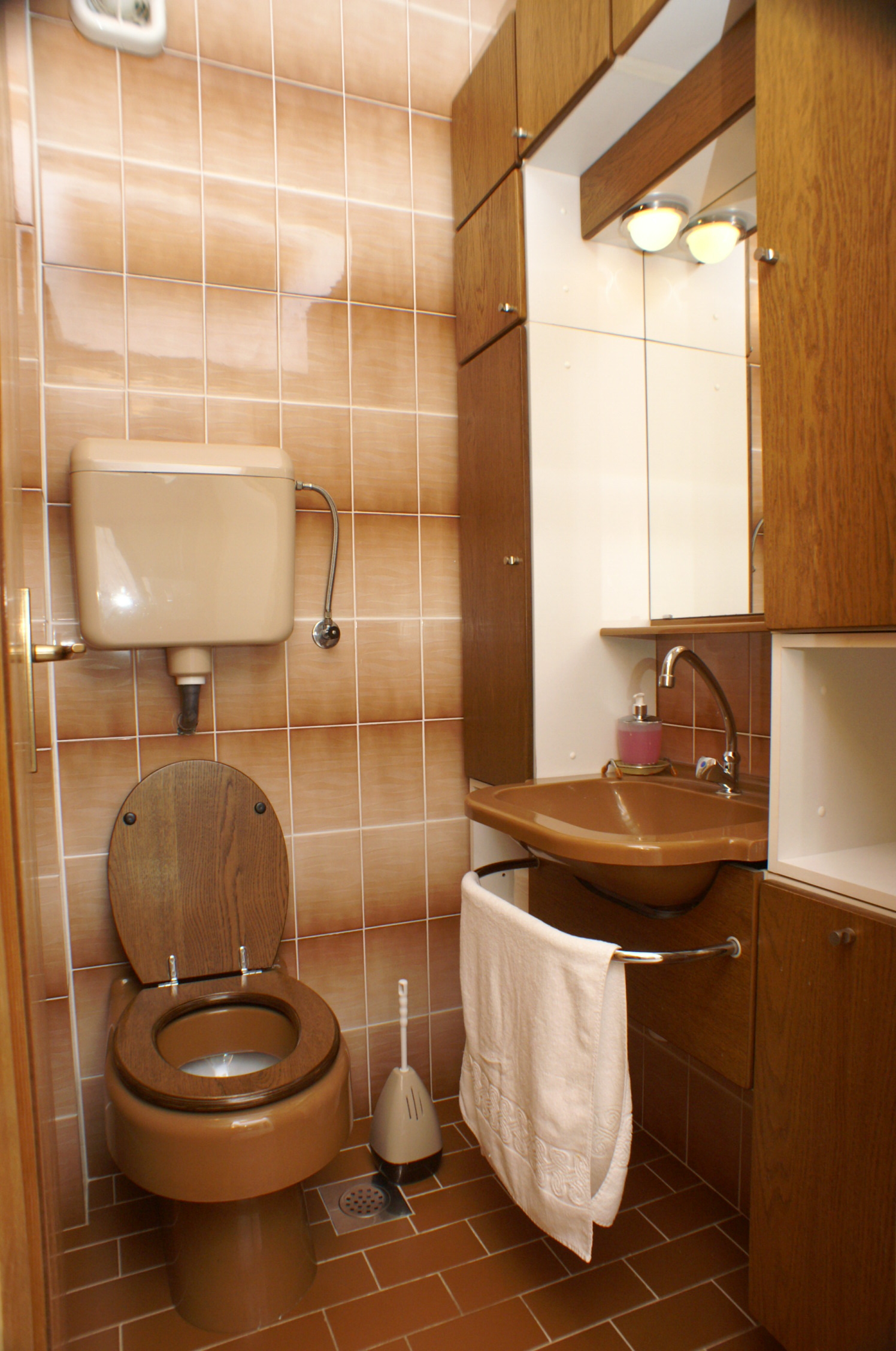 Four bedroom apartment near beach Slatine, Čiovo  A-b