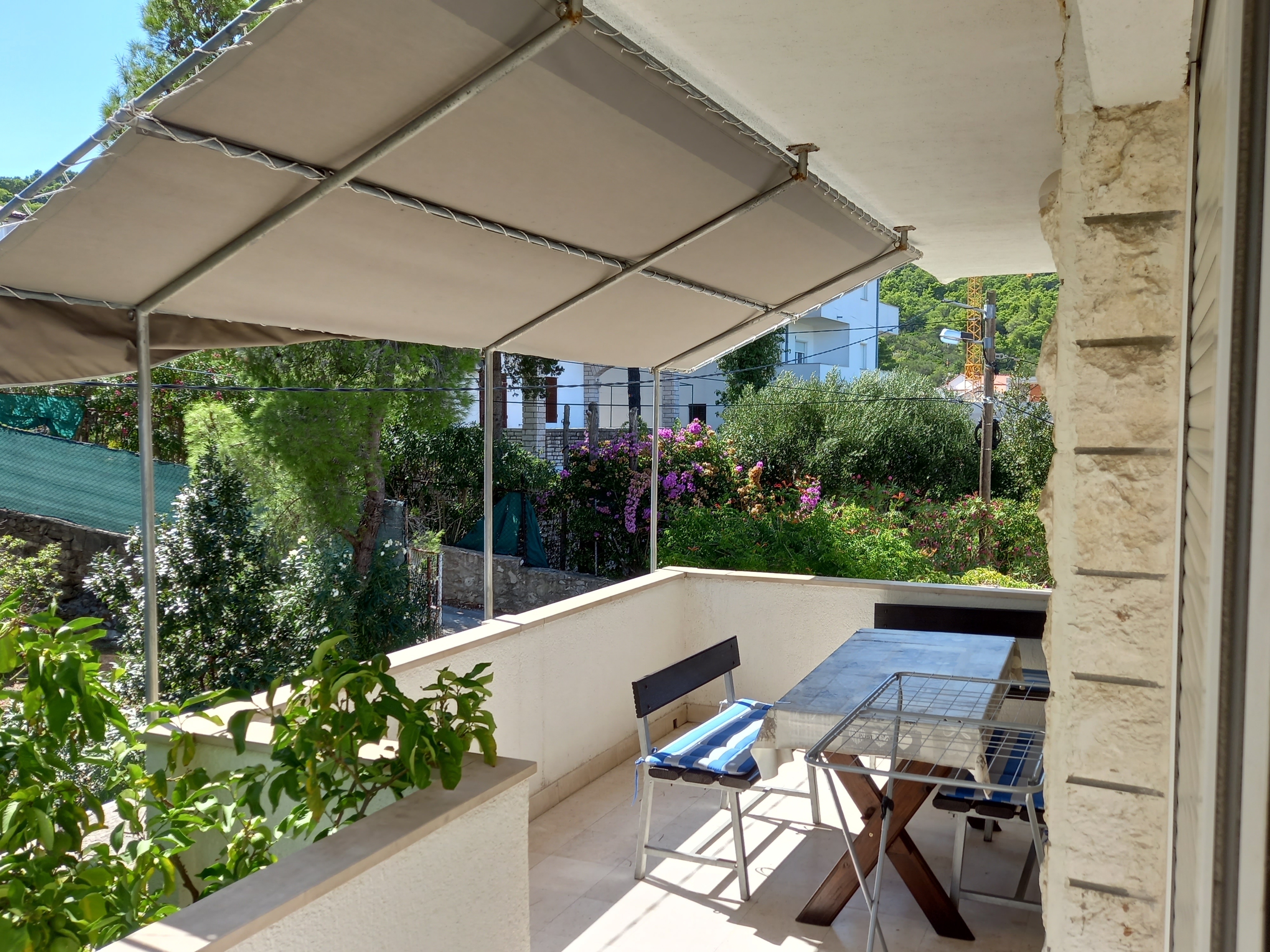 Four bedroom apartment near beach Slatine, Čiovo  A-b