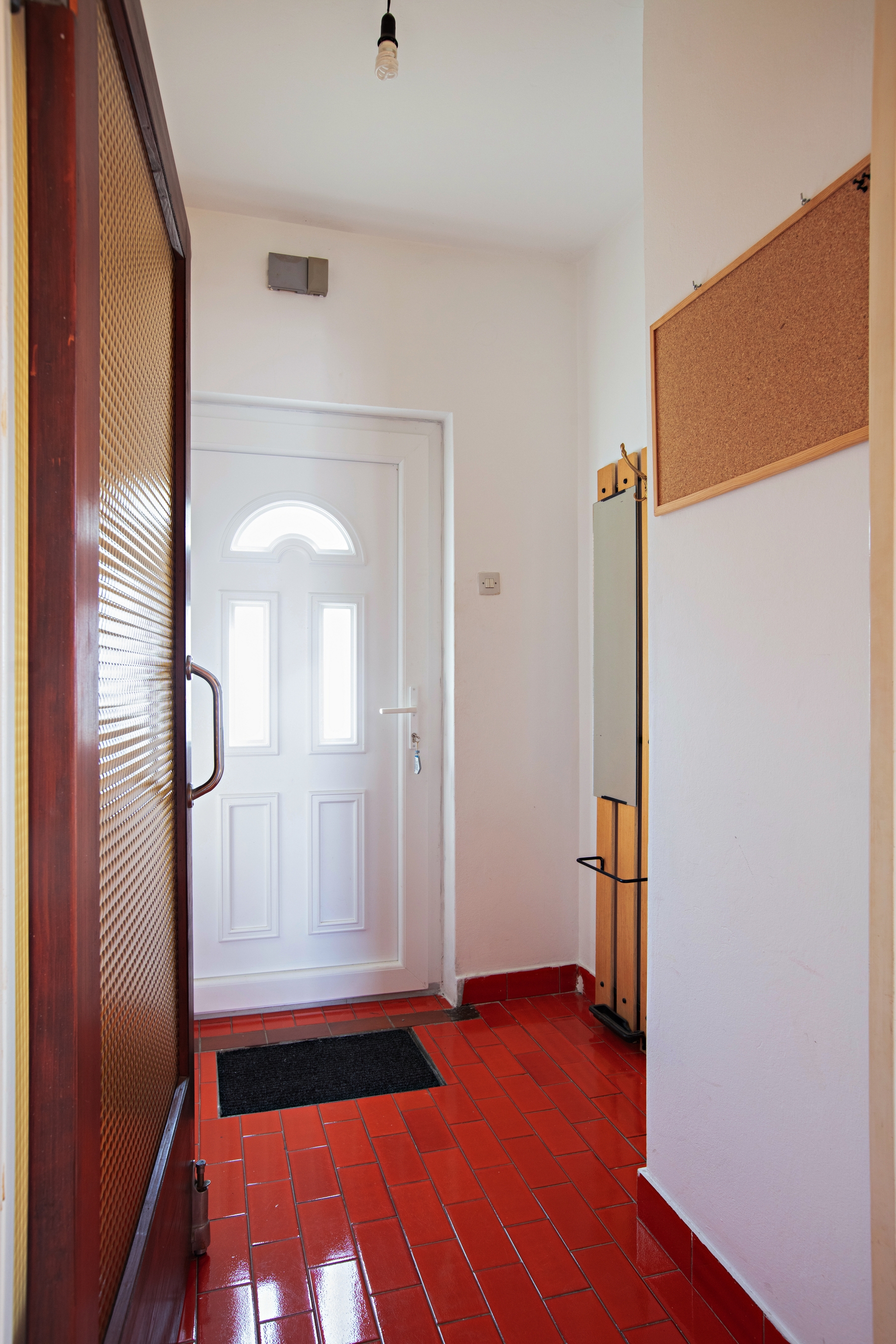 One bedroom apartment with balcony and sea view Tisno, Murter  A-b