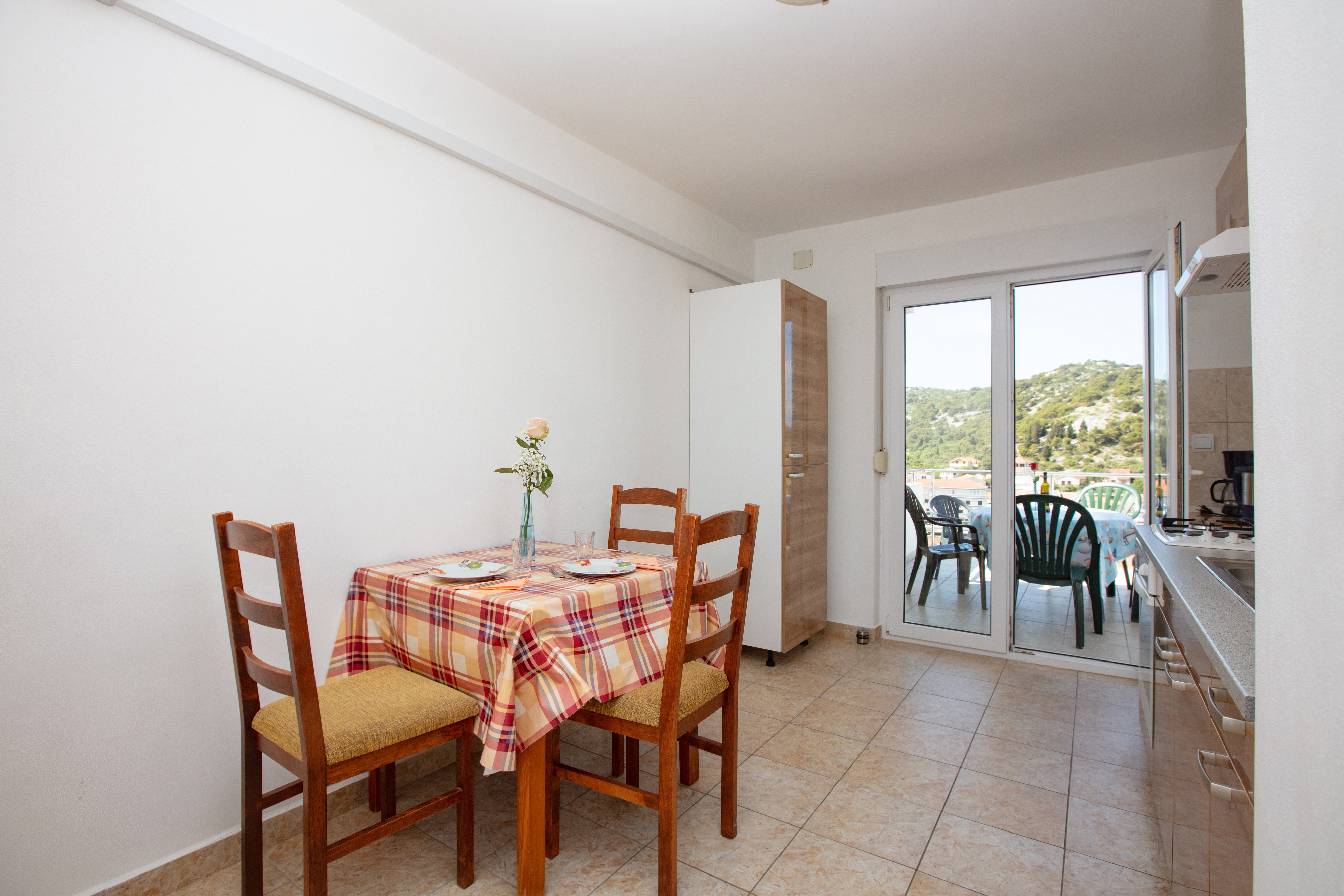 One bedroom apartment with terrace and sea view Tisno, Murter (A-4295-c) One bedroom apartment with terrace and sea view Tisno, Murter (A-4295-c)