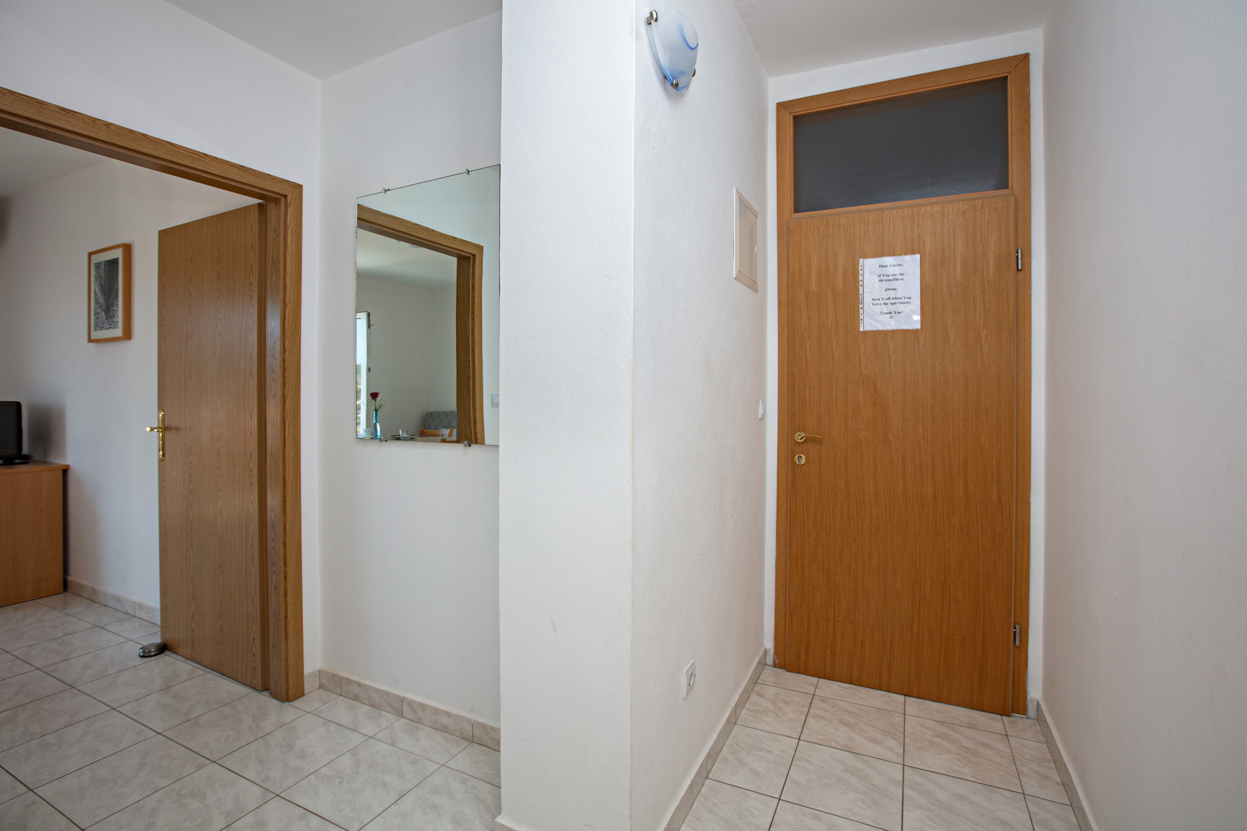 One bedroom apartment with balcony and sea view Tisno, Murter  A-d