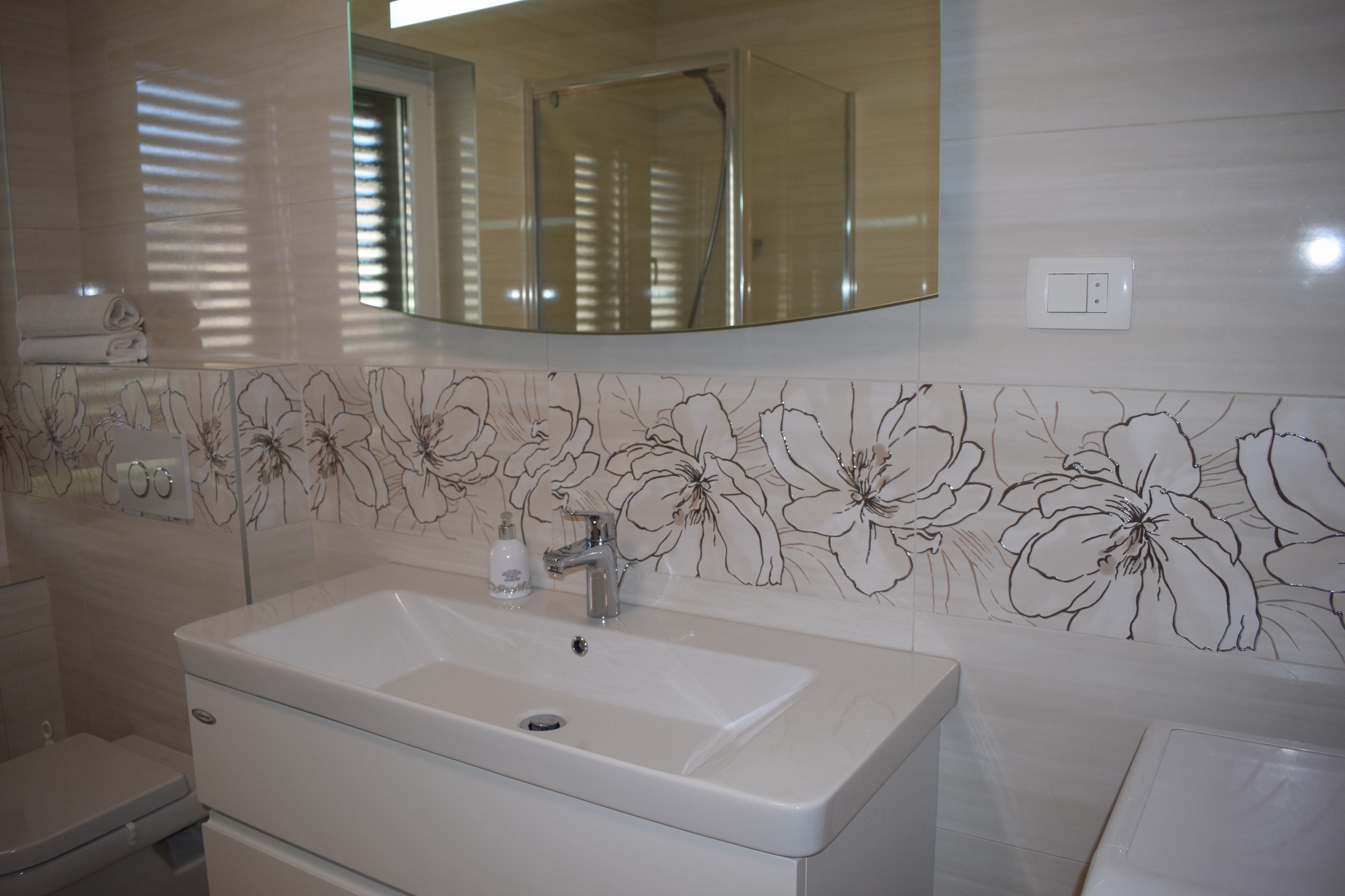 Three bedroom apartment with balcony and sea view Sveti Filip i Jakov, Biograd  A-a