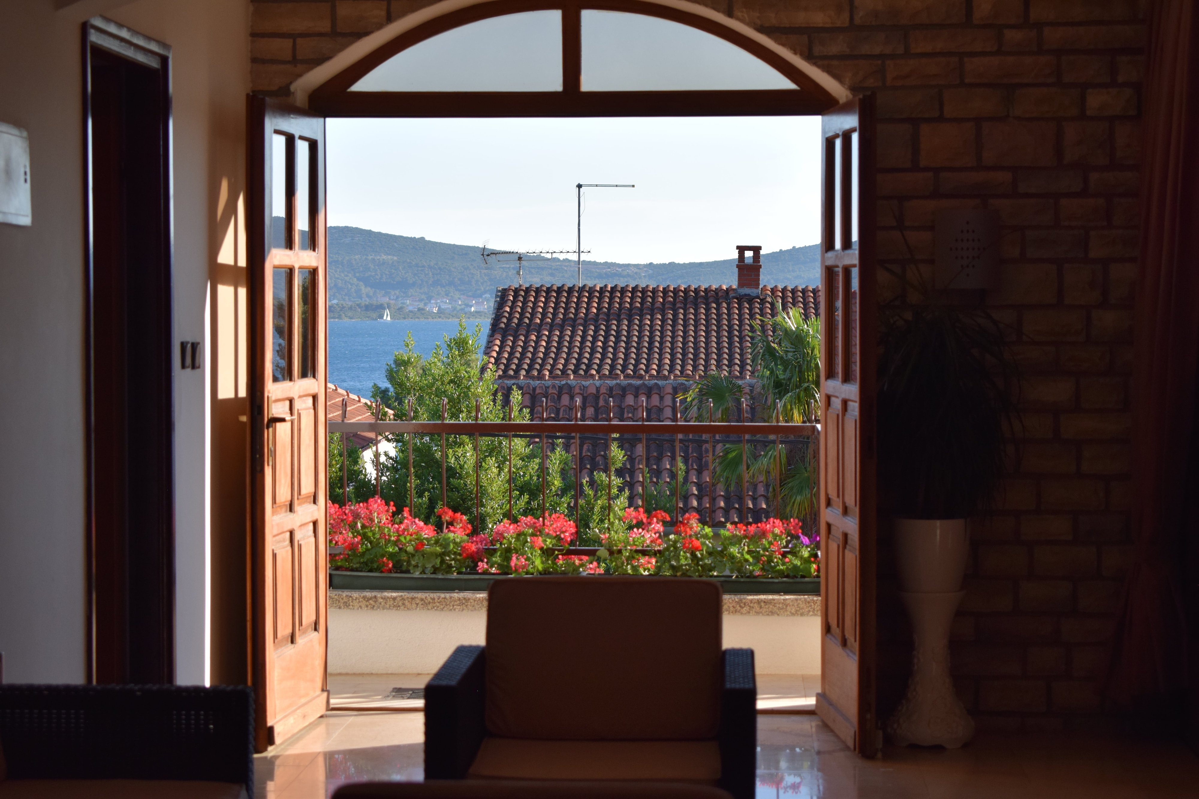 Three bedroom apartment with balcony and sea view Sveti Filip i Jakov, Biograd (A-4299-a) Three bedroom apartment with balcony and sea view Sveti Filip i Jakov, Biograd (A-4299-a)