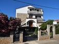 Sveti Filip i Jakov, Biograd, Object 4299 - Appartementen with pebble beach.