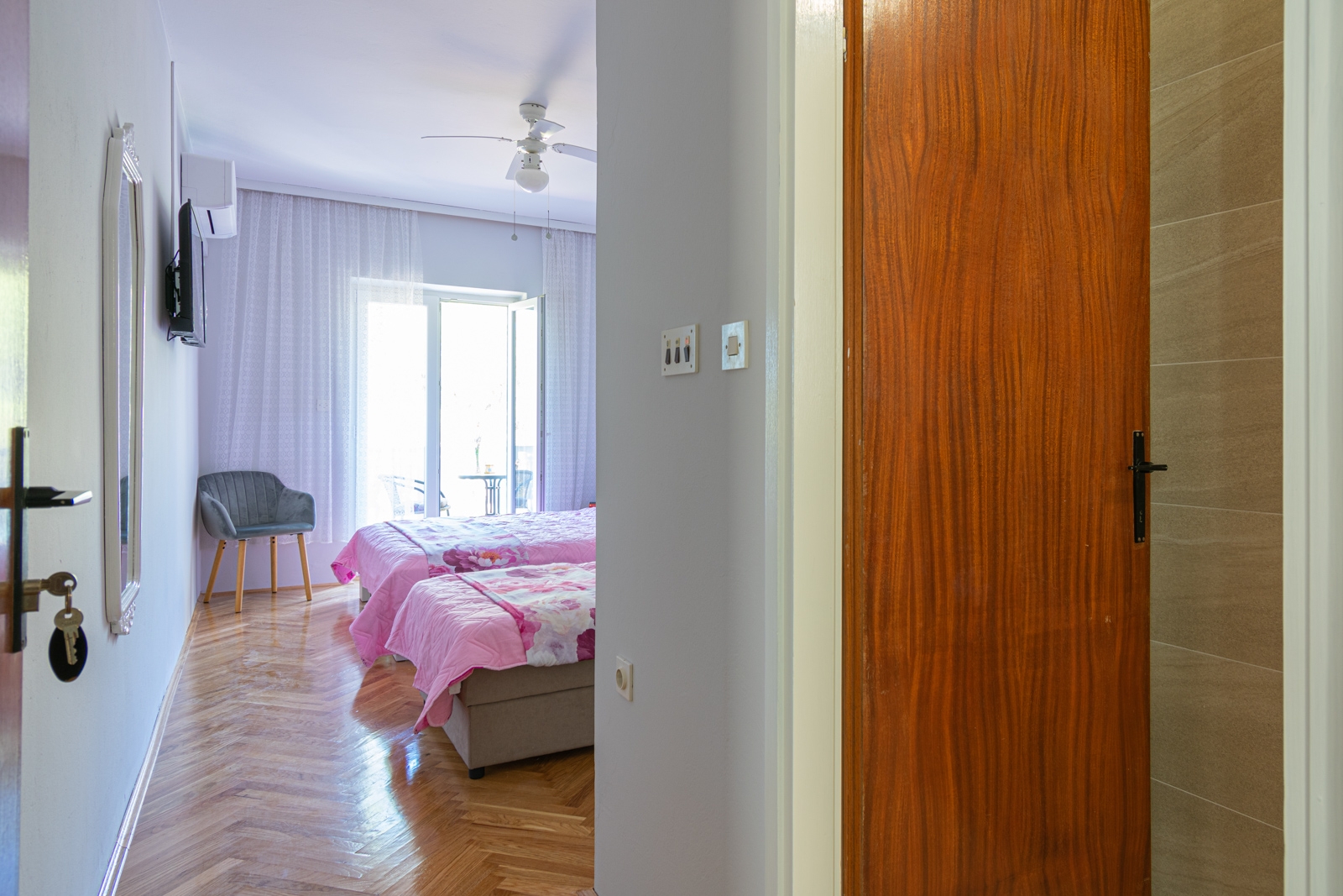 Room near beach Pašman  S-g