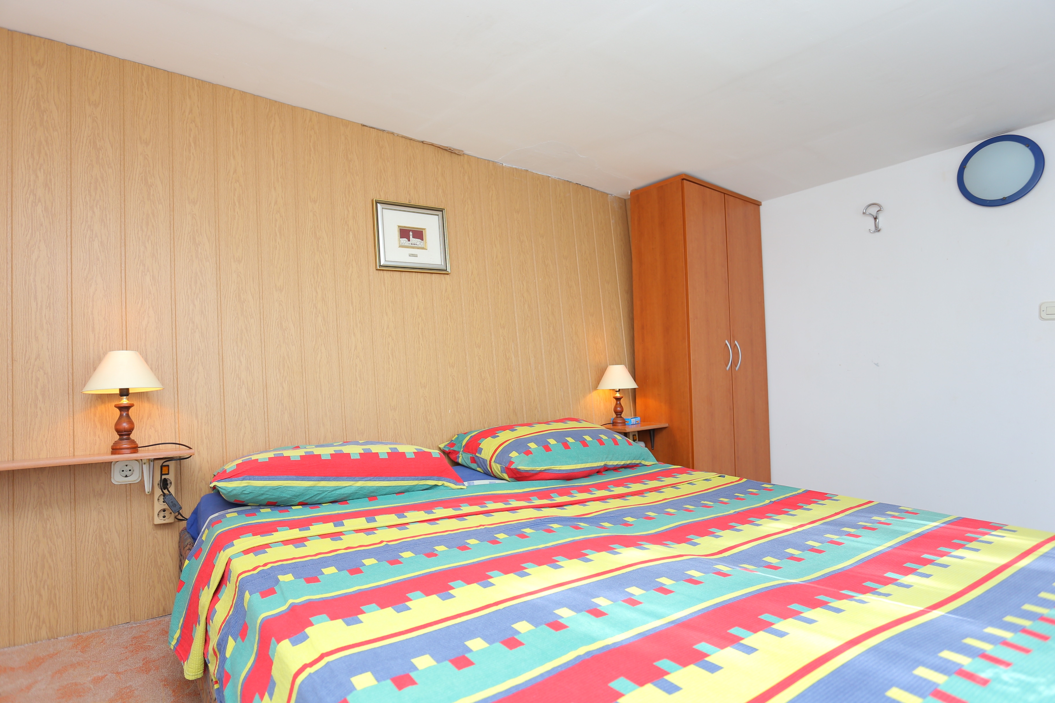 One bedroom house with terrace and sea view Marušići, Omiš  K