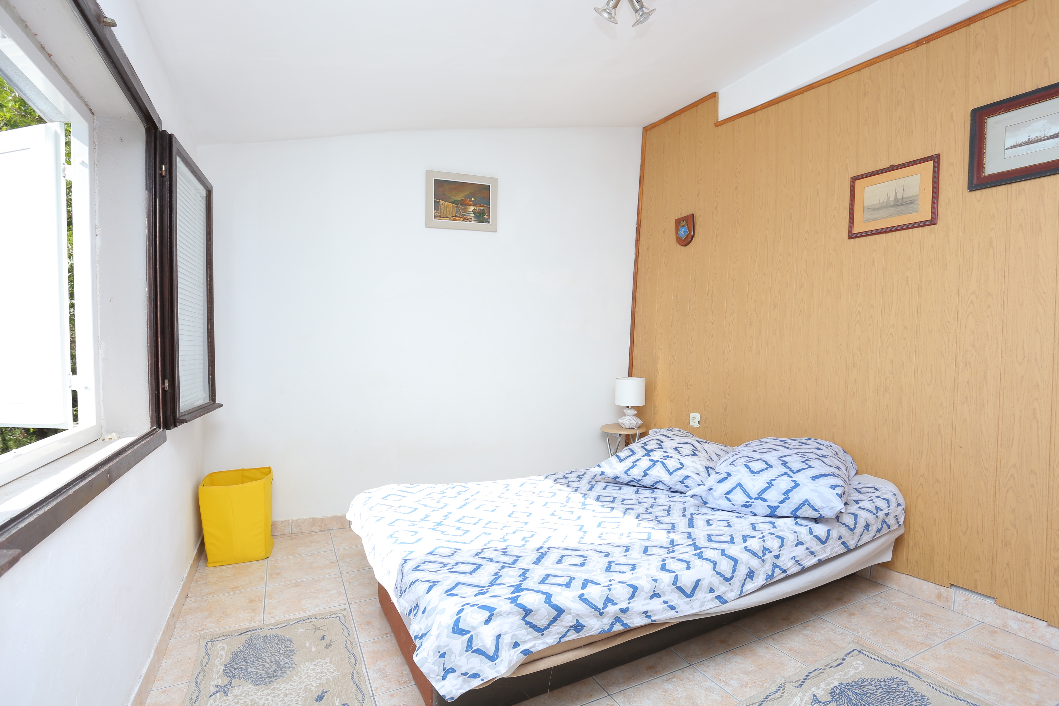 One bedroom house with terrace and sea view Marušići, Omiš  K