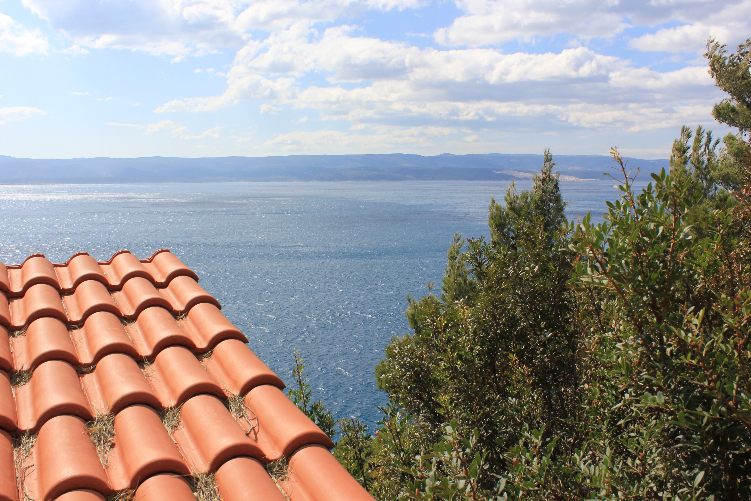 One bedroom house with terrace and sea view Marušići, Omiš  K