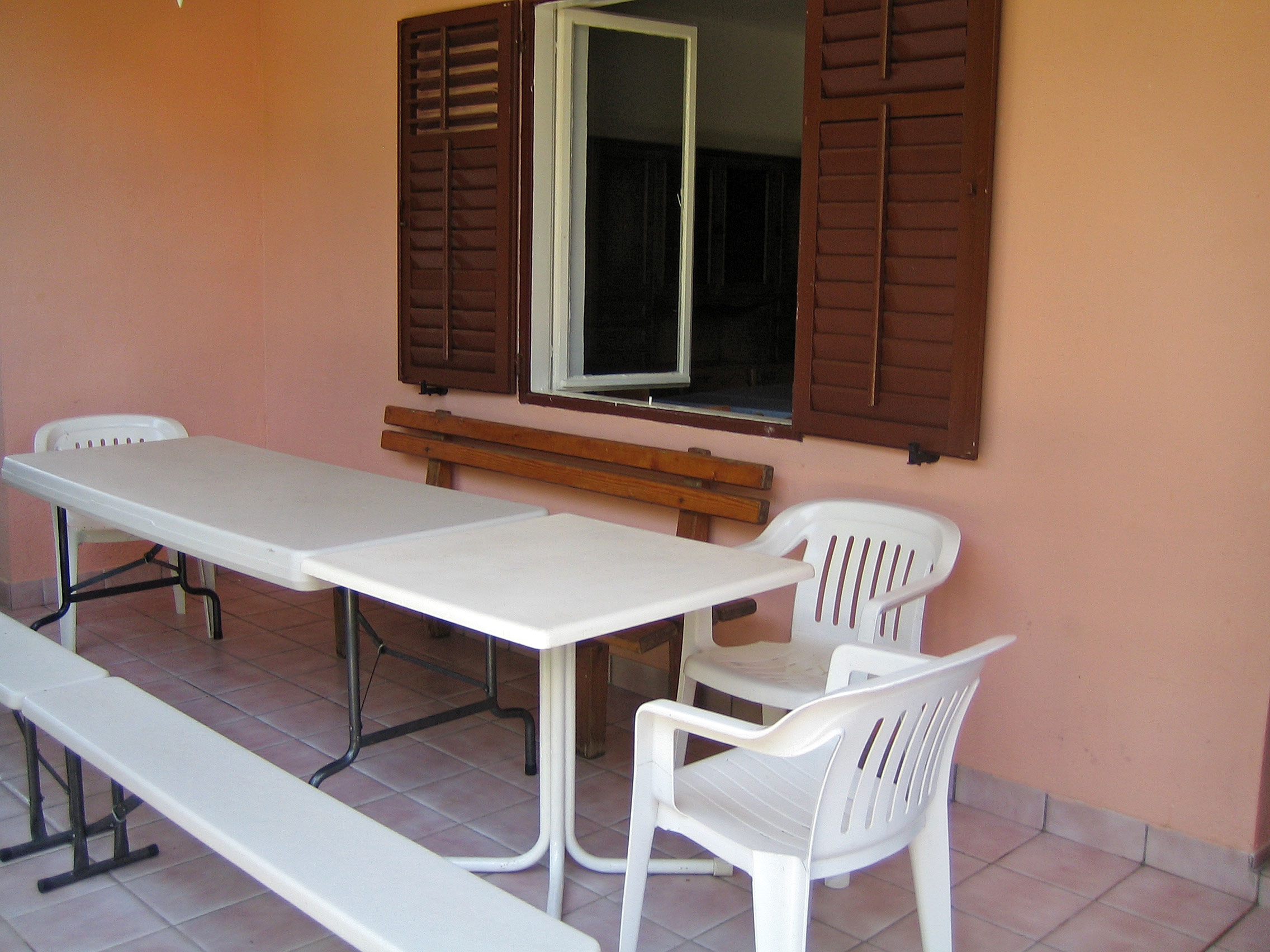 Four bedroom apartment with terrace and sea view Vlašići, Pag  A-b