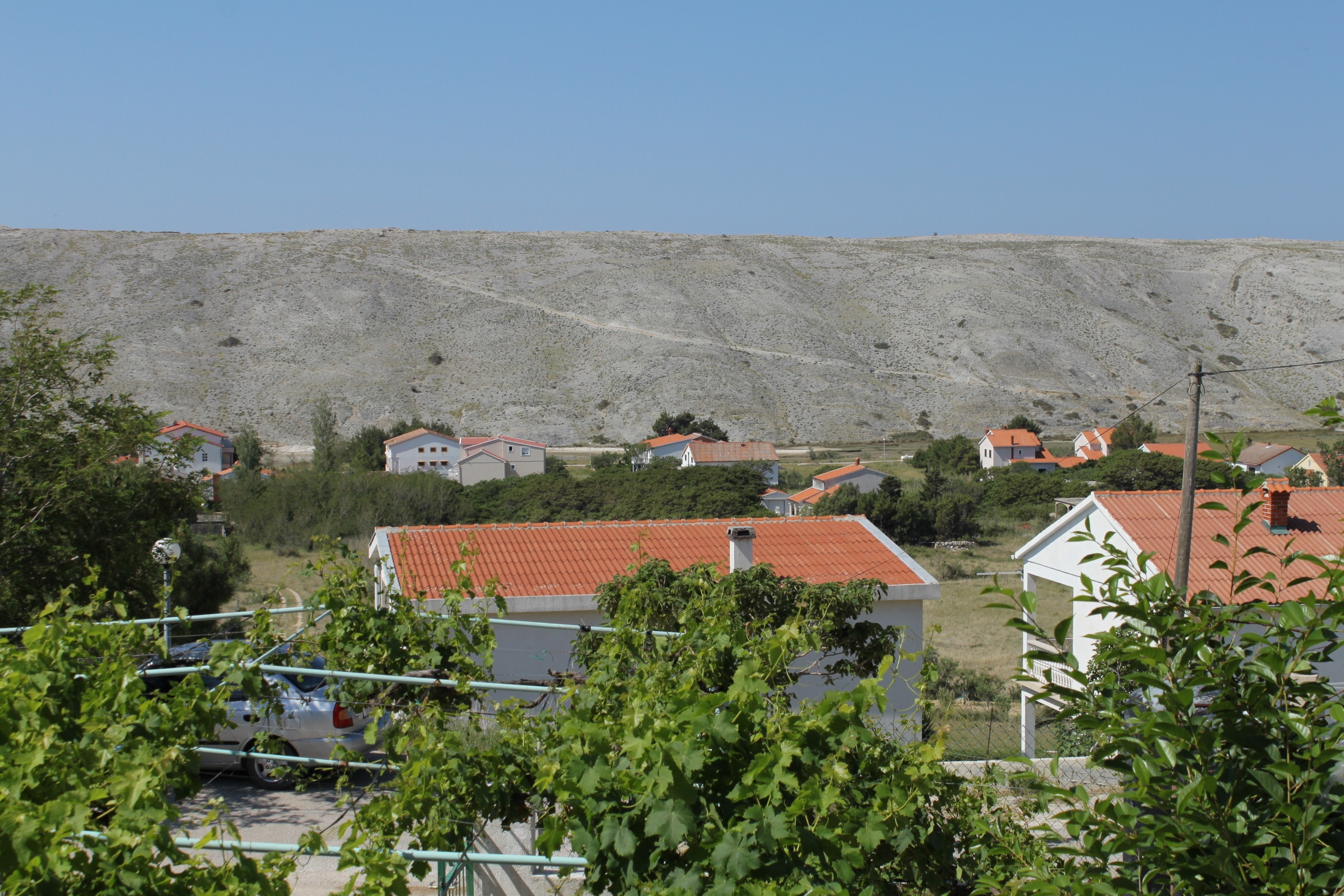 Four bedroom apartment with terrace and sea view Vlašići, Pag  A-b