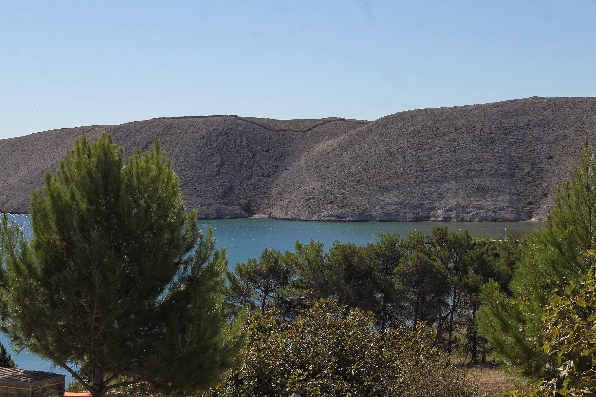 Three bedroom apartment with terrace and sea view Vlašići, Pag  A-c