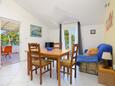 Dining room Arbanija, Dining room in the apartment, (pet friendly) and WiFi.