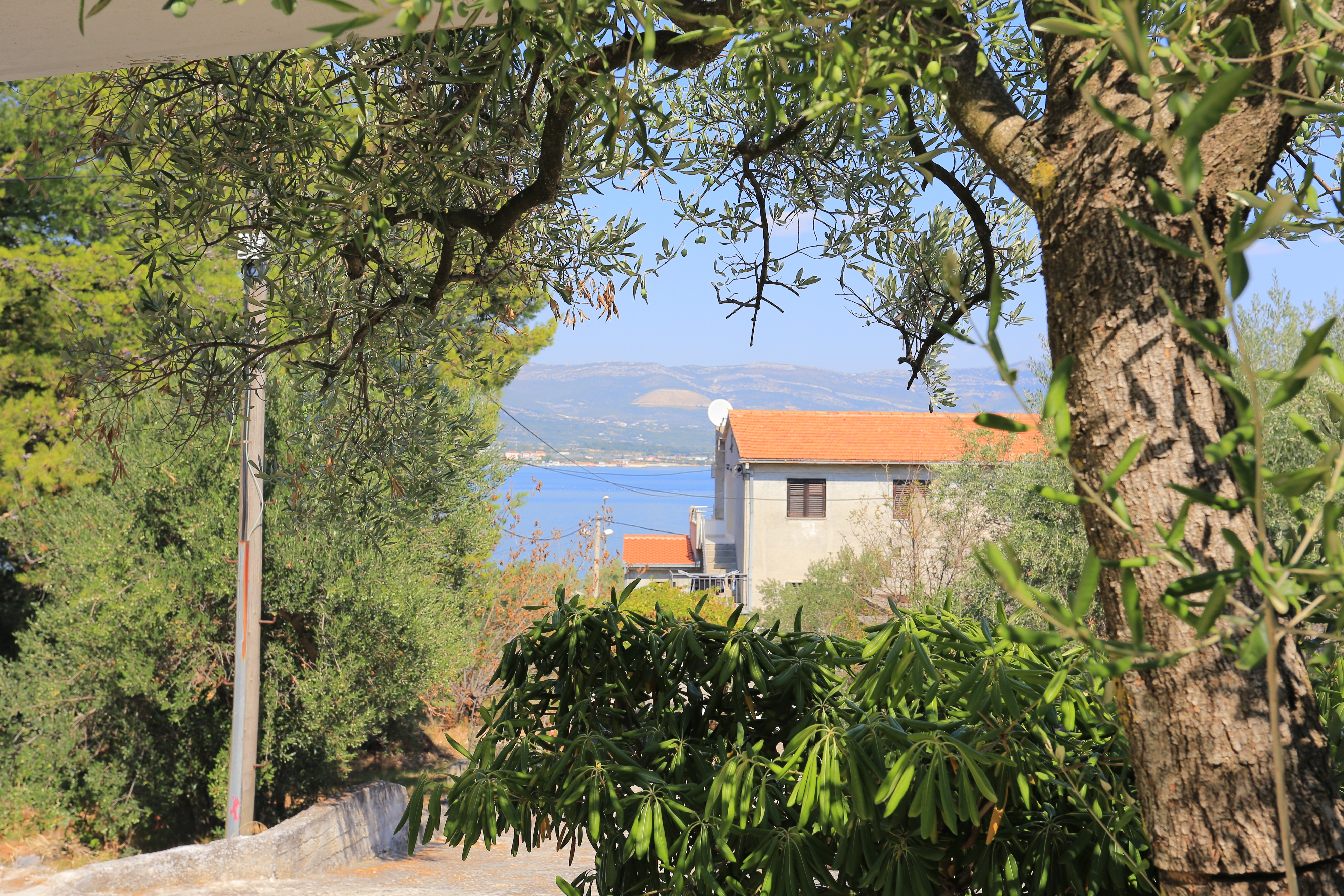 Two bedroom apartment with terrace Arbanija, Čiovo  A-b