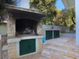 Ražanj, Rogoznica, Cour 4322 - Appartement à proximité de la mer.