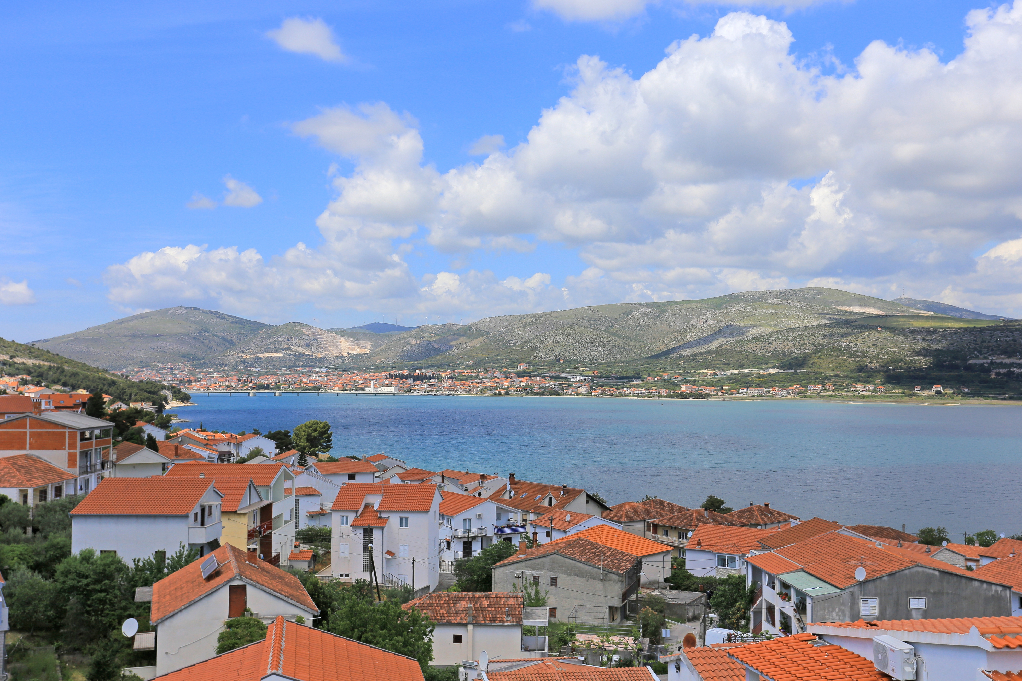 Two bedroom apartment with terrace and sea view Mastrinka, Čiovo  A-b