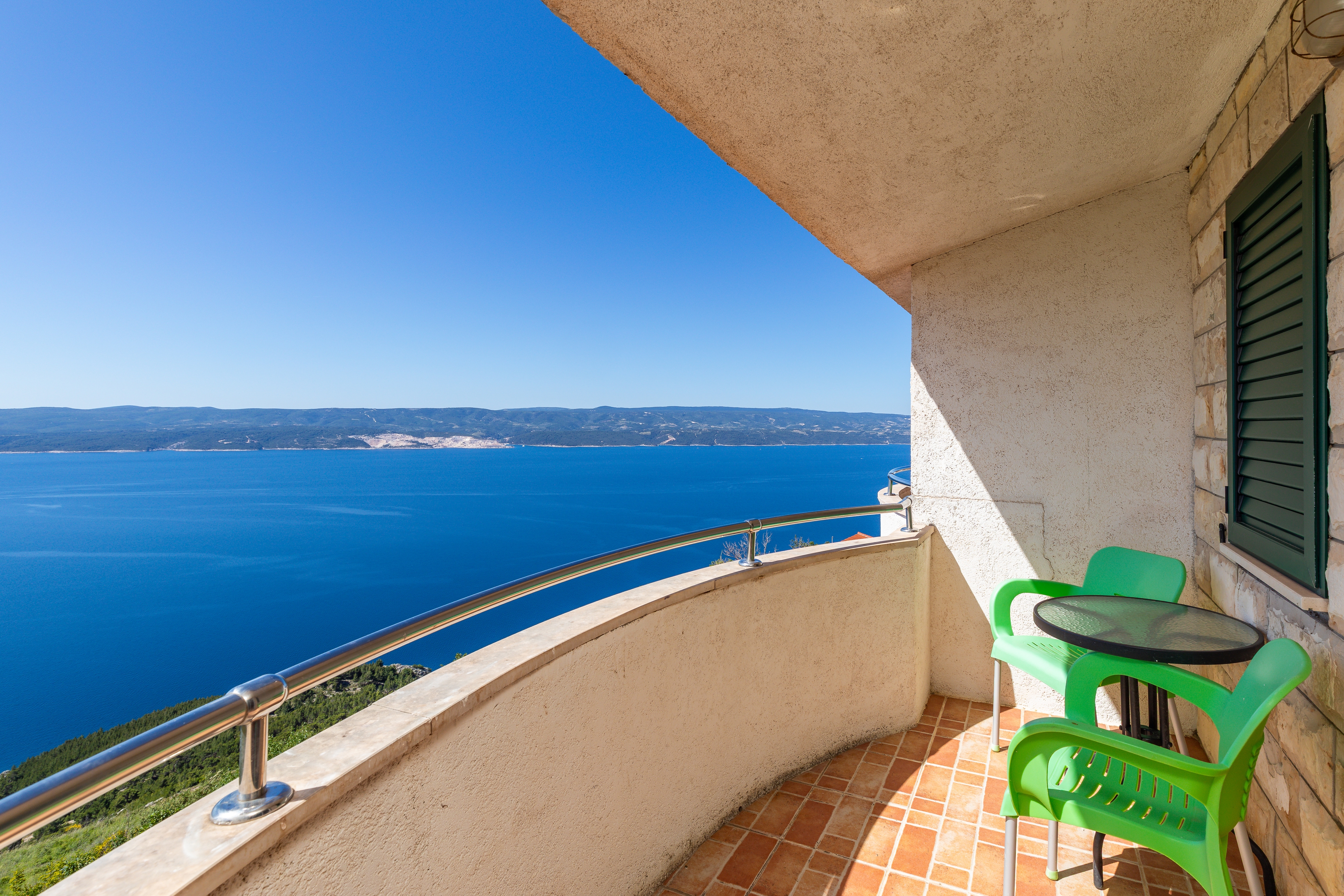 Four bedroom house with terrace and sea view Lokva Rogoznica, Omiš  K