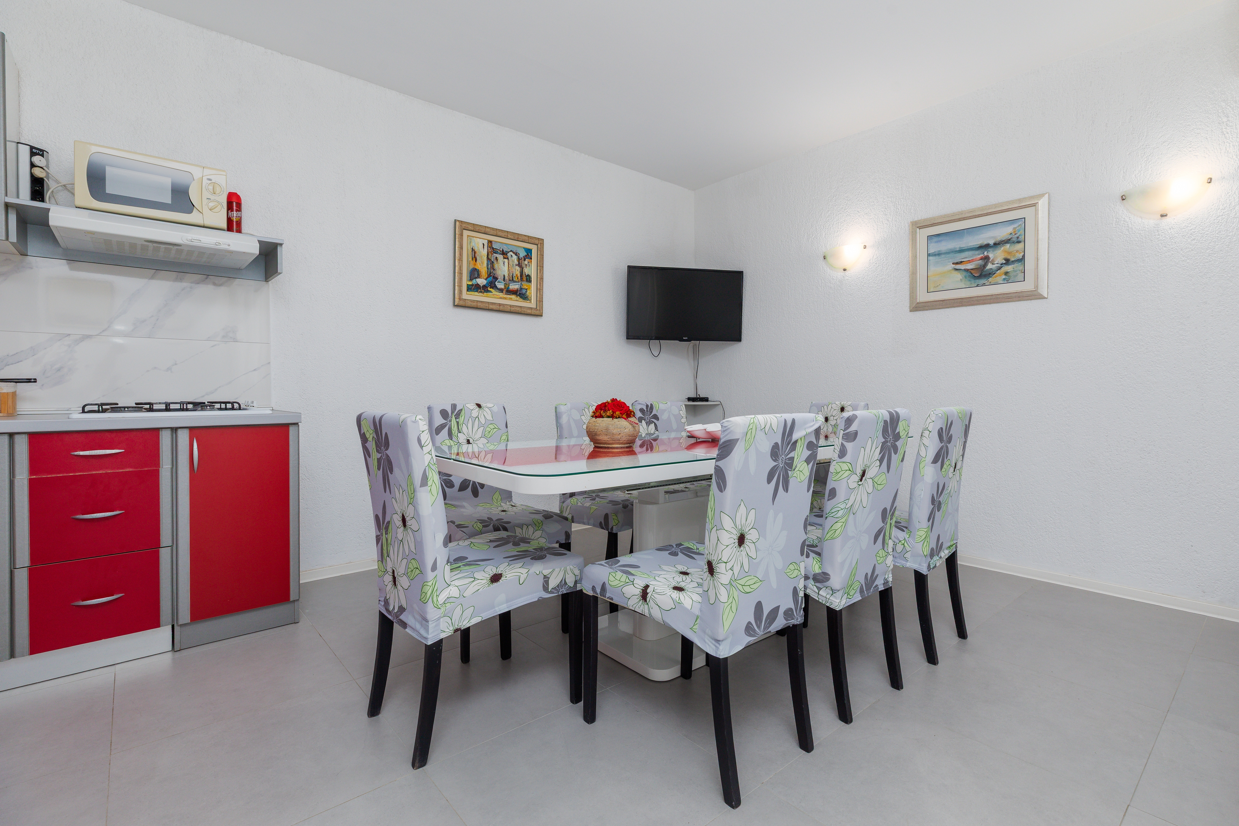 Four bedroom house with terrace and sea view Lokva Rogoznica, Omiš  K