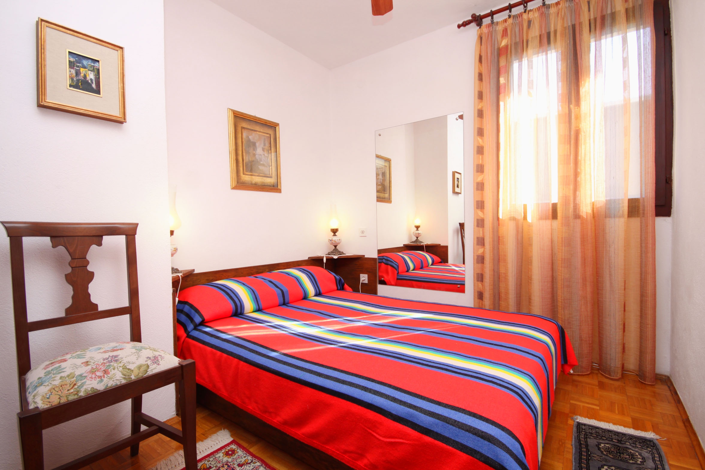 Three bedroom house with terrace and sea view Seget Vranjica, Trogir  K