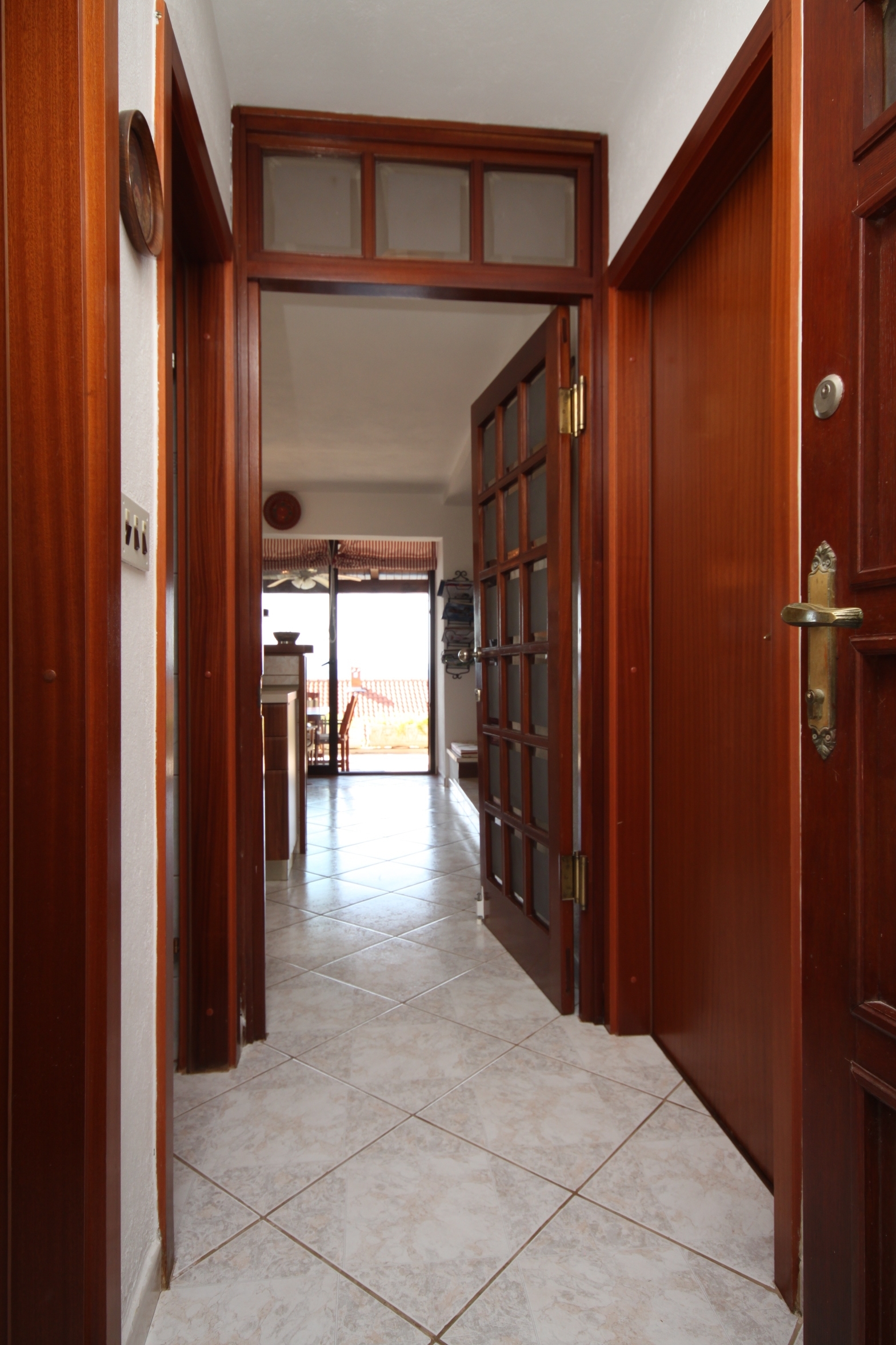 Three bedroom house with terrace and sea view Seget Vranjica, Trogir  K