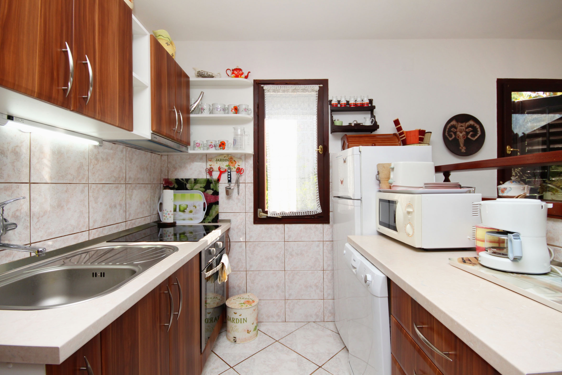 Three bedroom house with terrace and sea view Seget Vranjica, Trogir  K