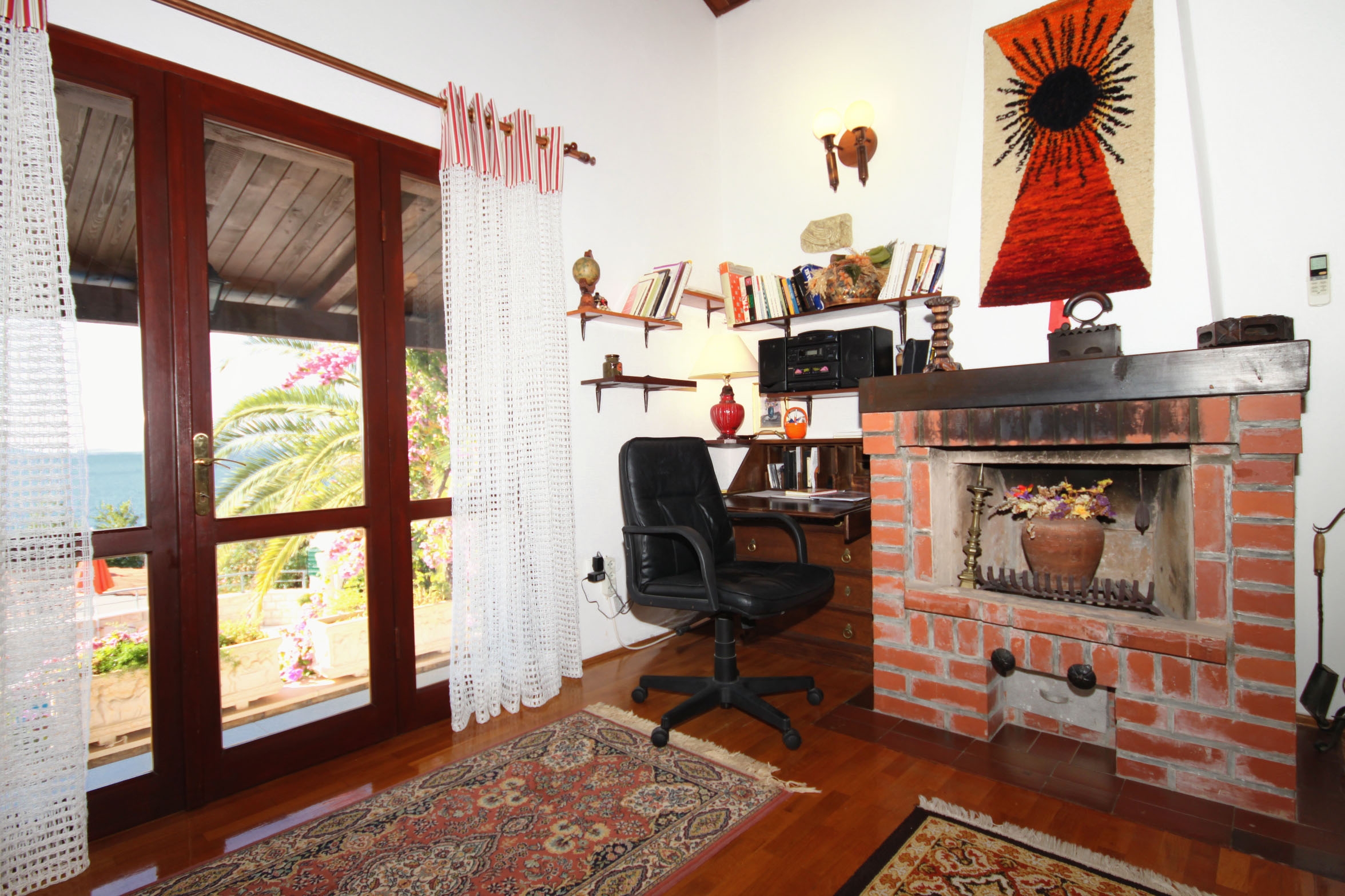 Three bedroom house with terrace and sea view Seget Vranjica, Trogir  K